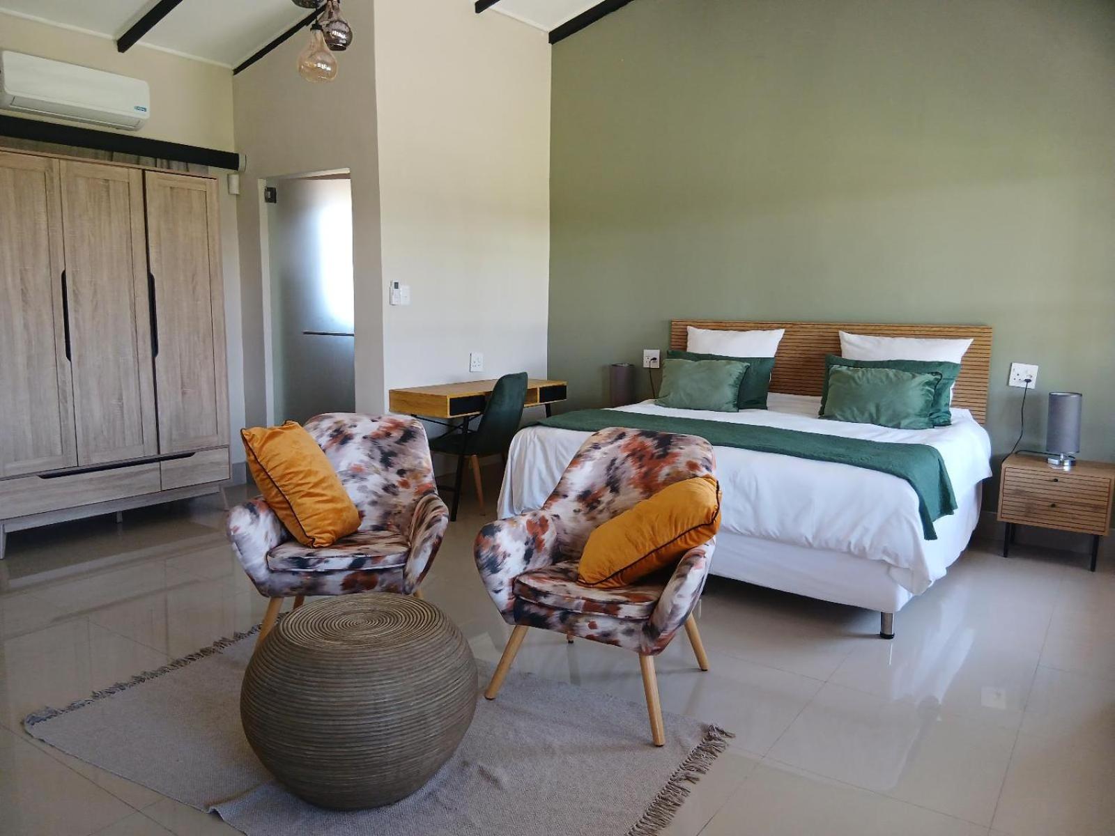 Luxury King Room photo 2
