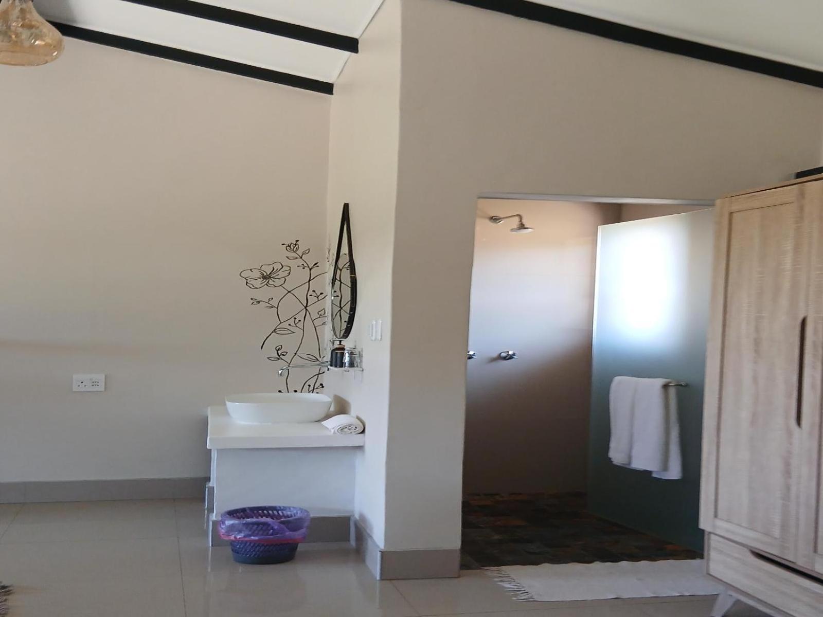 Luxury King Room photo 3