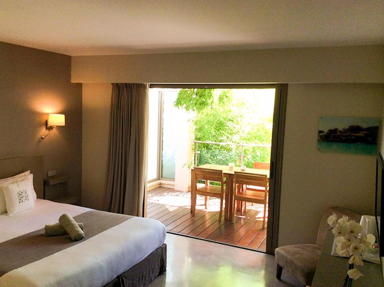 Double Room with Private Spa at Night  photo 3