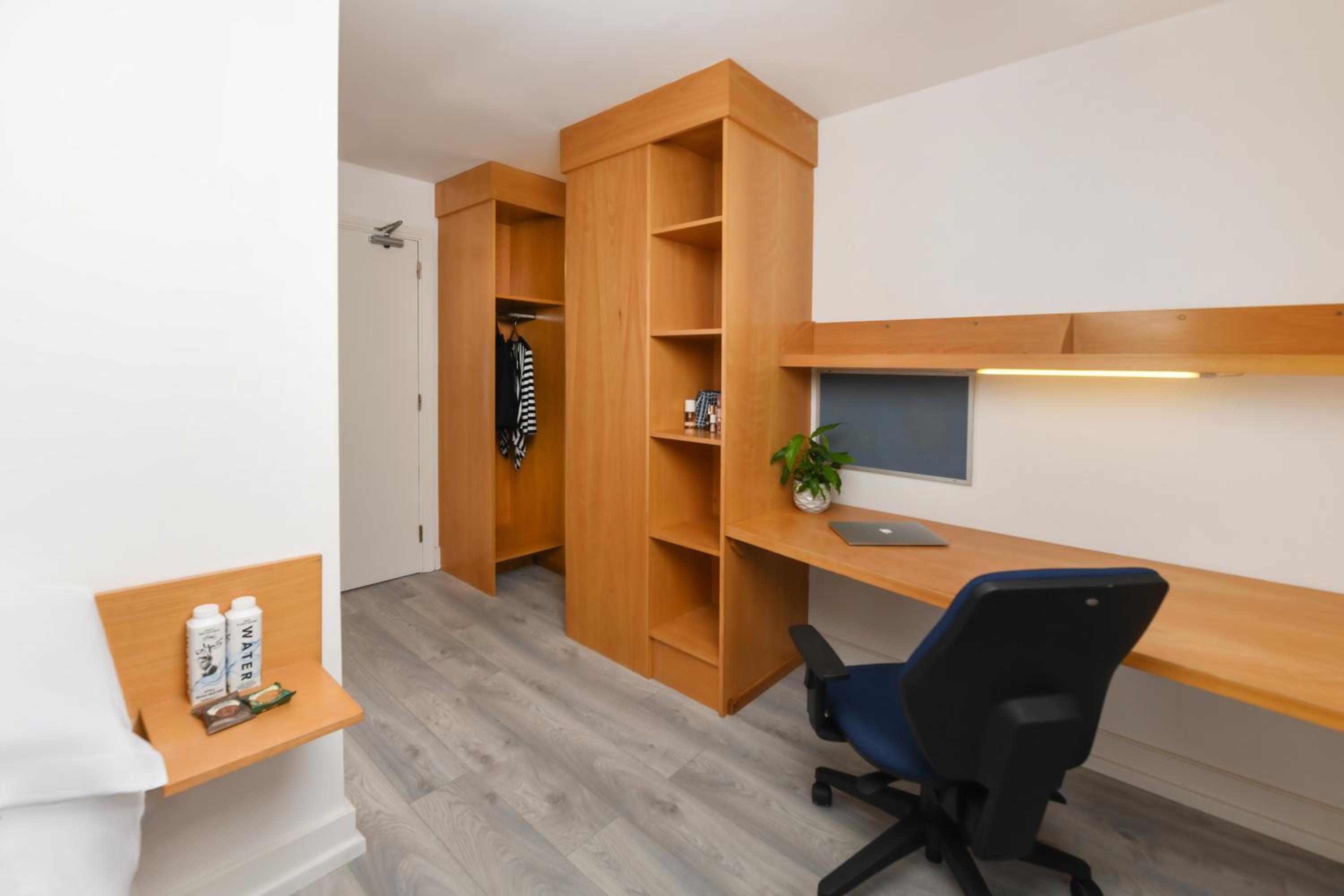 Single Room with Private Bathroom