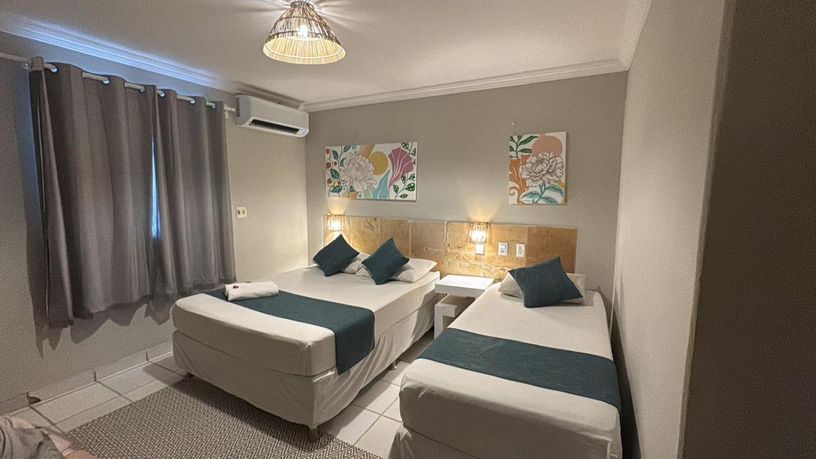 Triple Room with Pool View photo 2