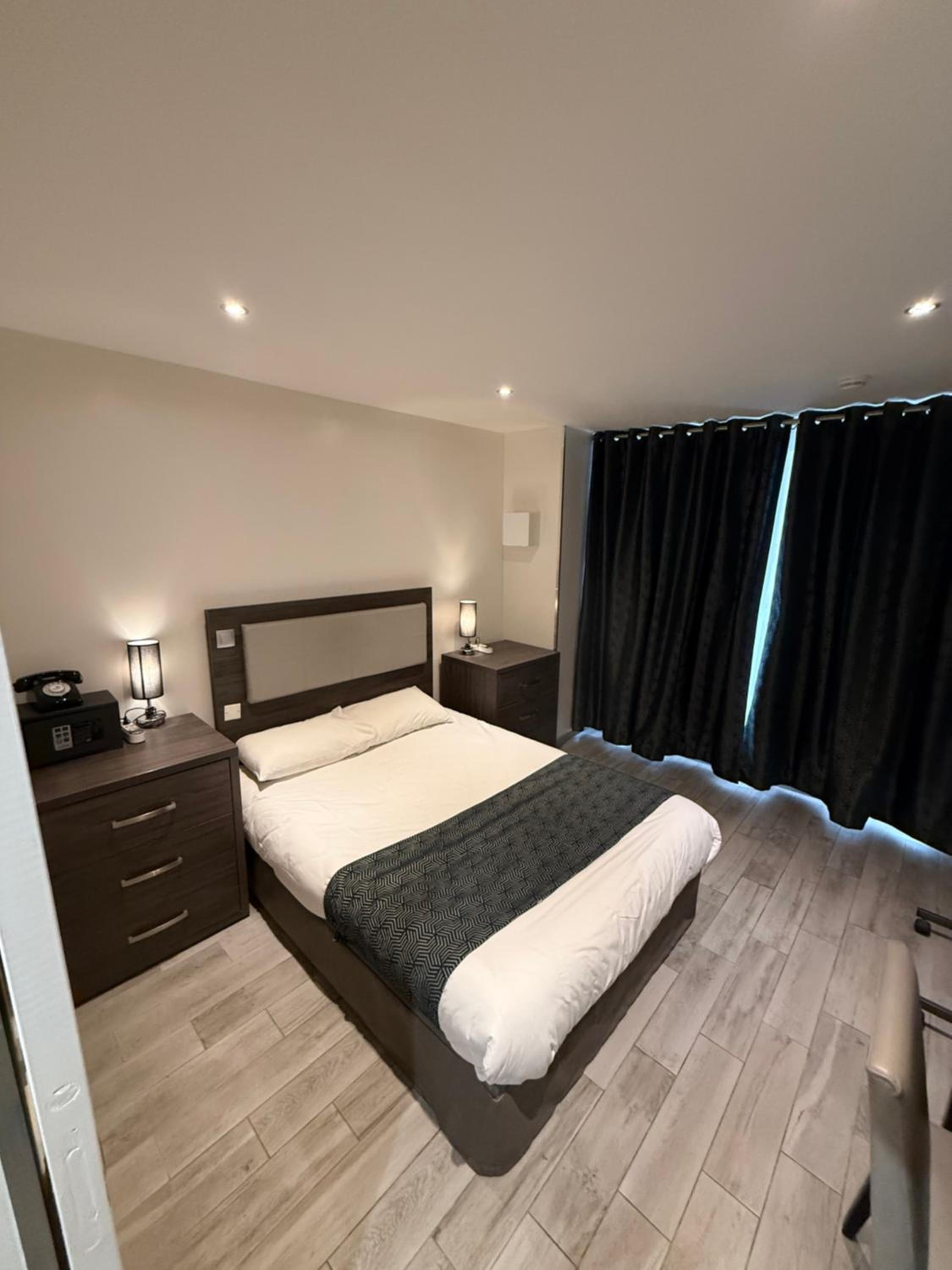 Double Room - Disability Access photo 1