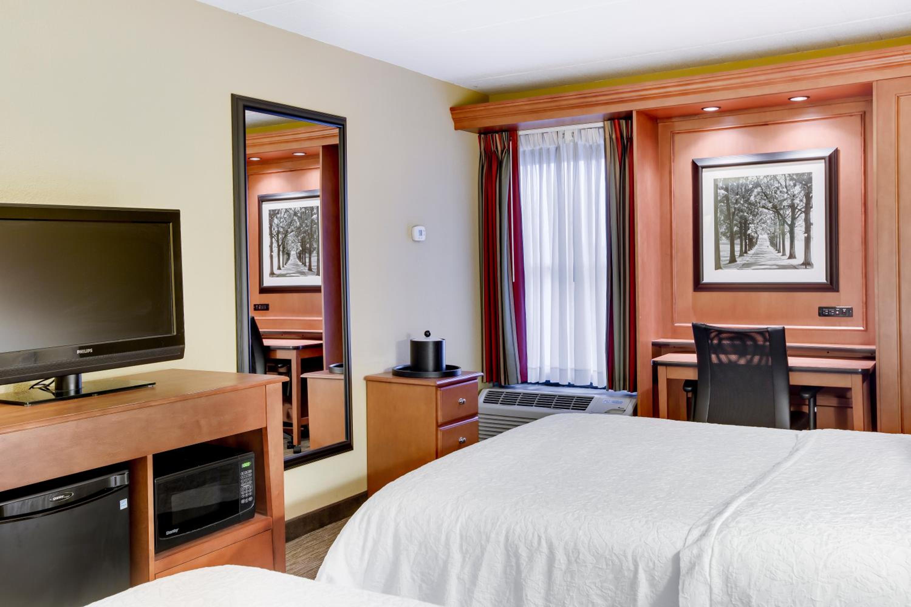 Double Room - Non-Smoking 