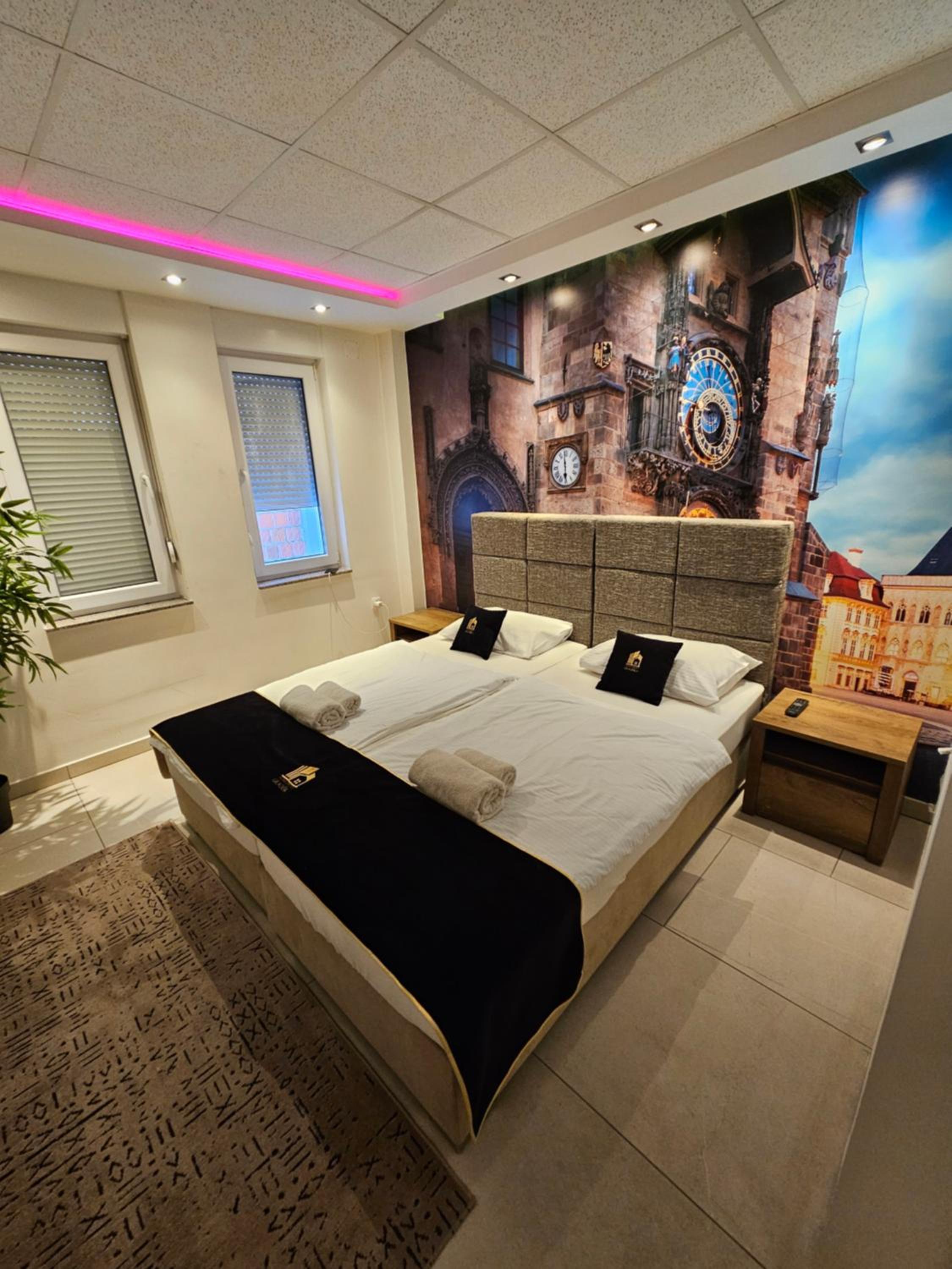 Double Room with Private Bathroom photo 3