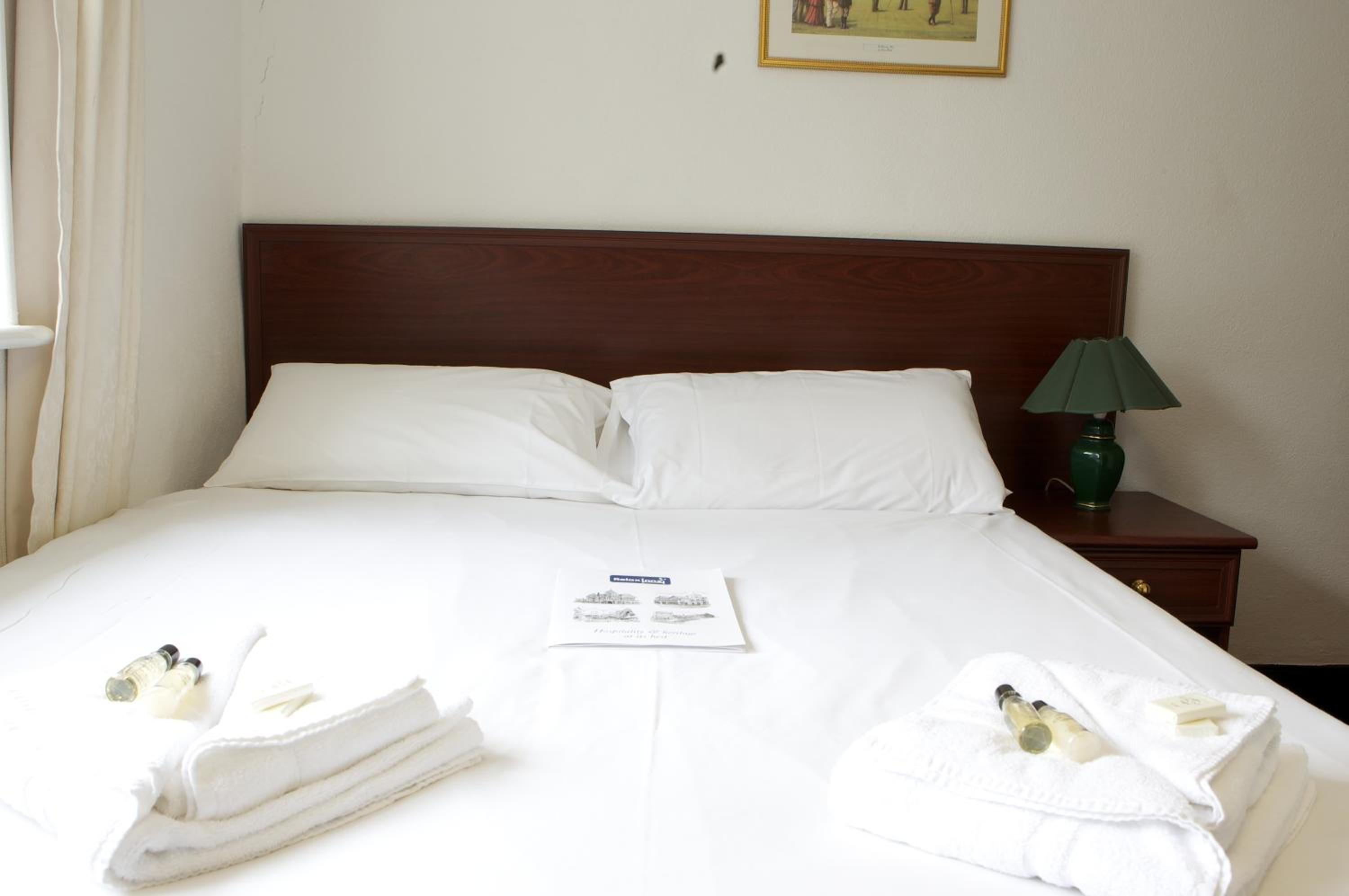 Double Room - Photo 2