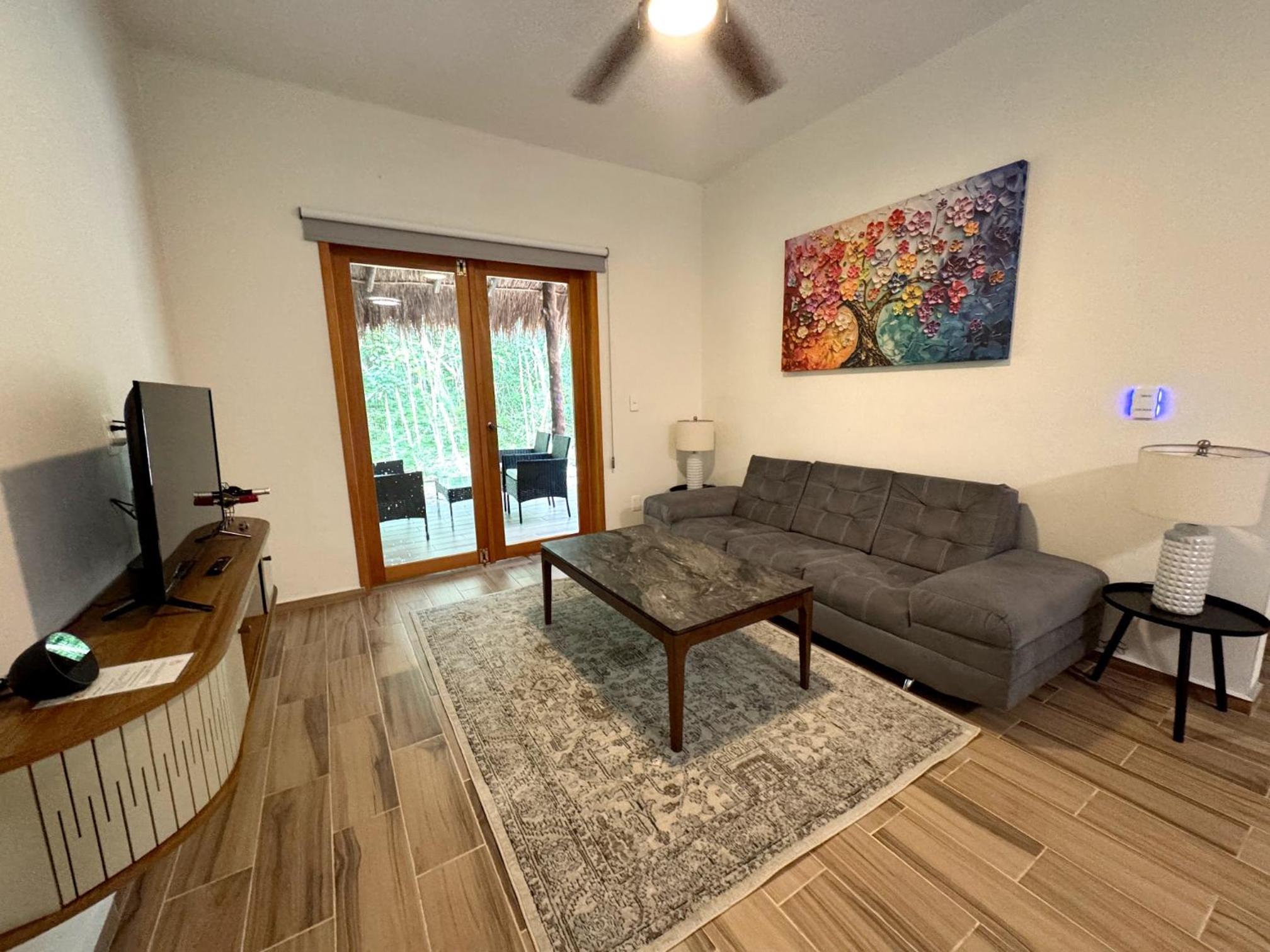 Family Room photo 2