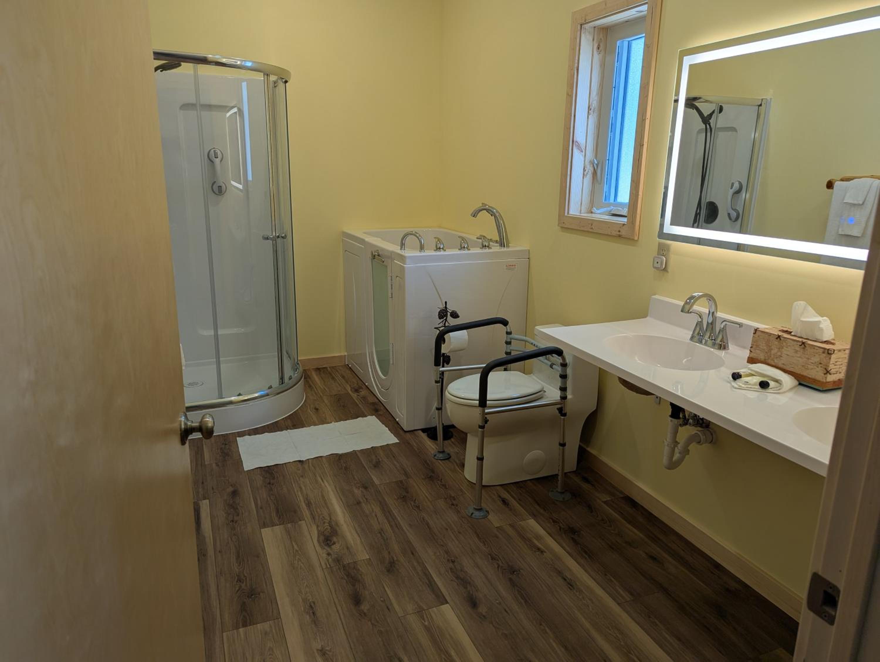 Family Room - Disability Access photo 1