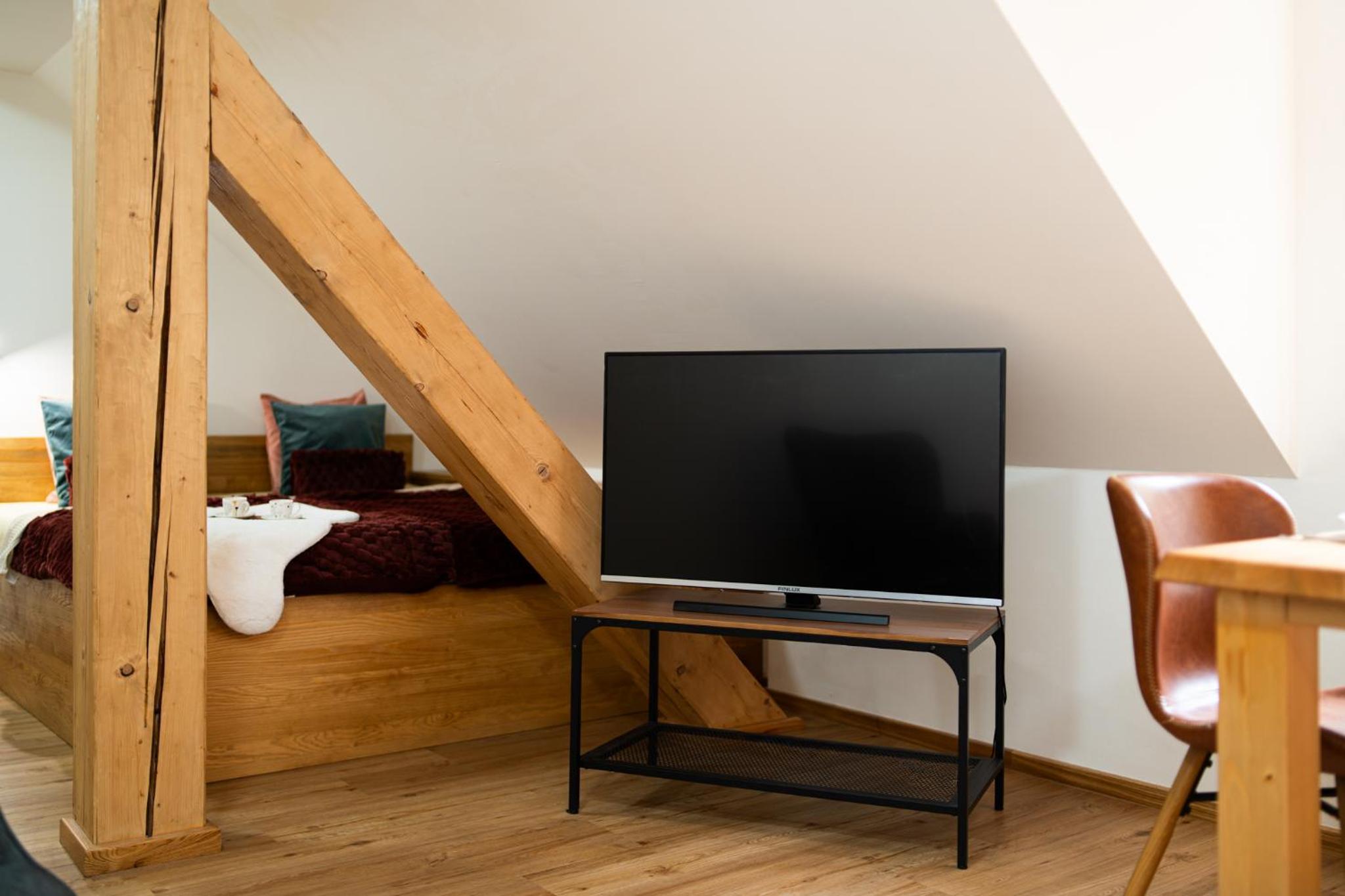 Studio Apartment with Bath