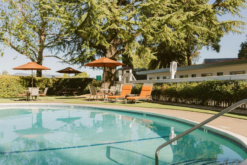 Double Room with Pool View