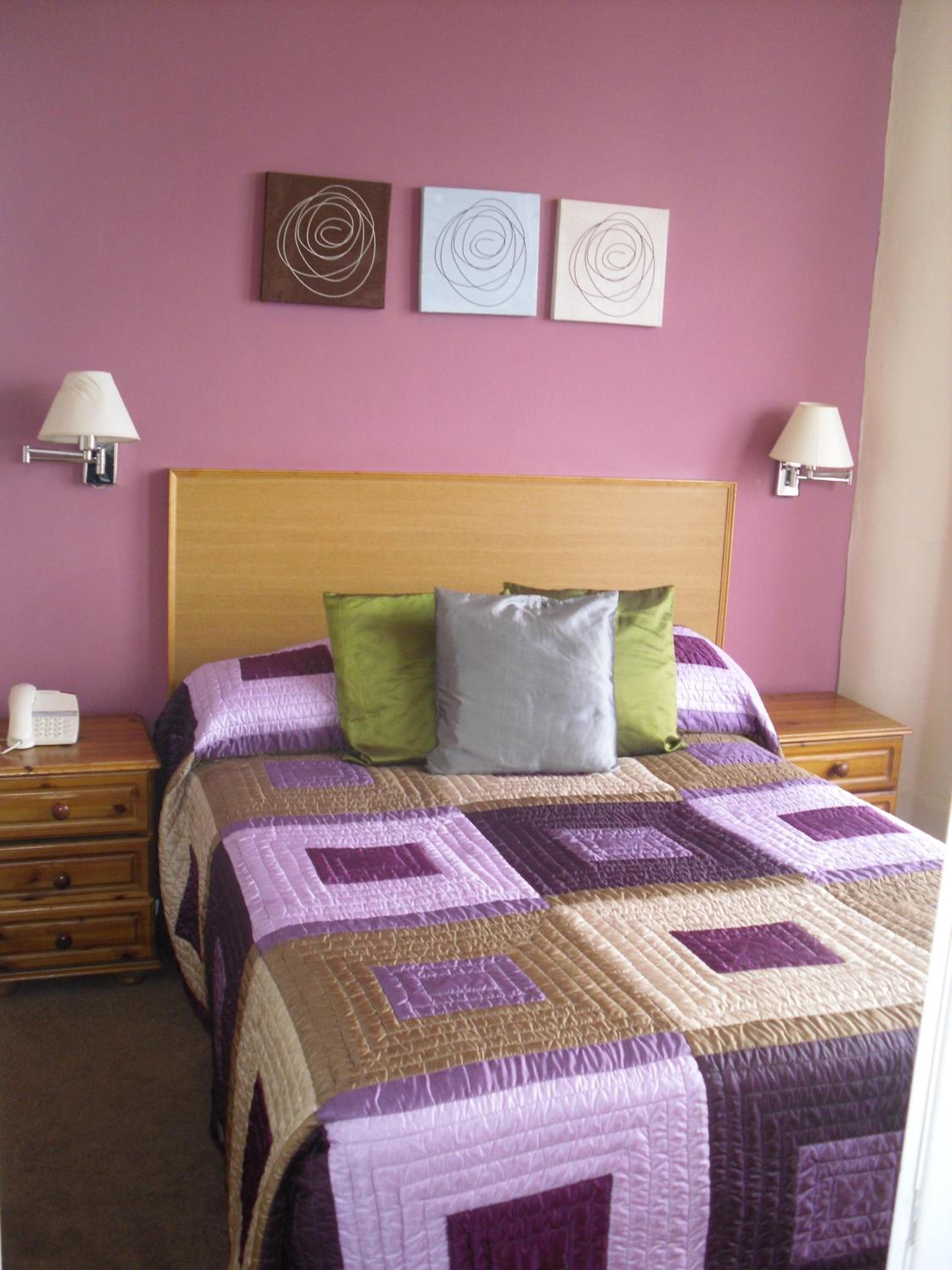 Double Room - Photo 2