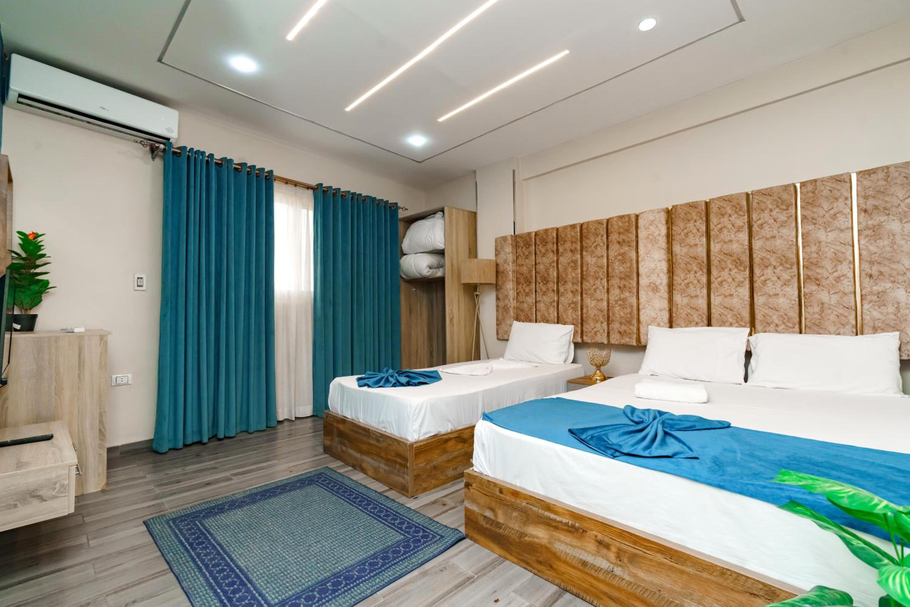 Two-Bedroom Apartment with Balcony and Terrace