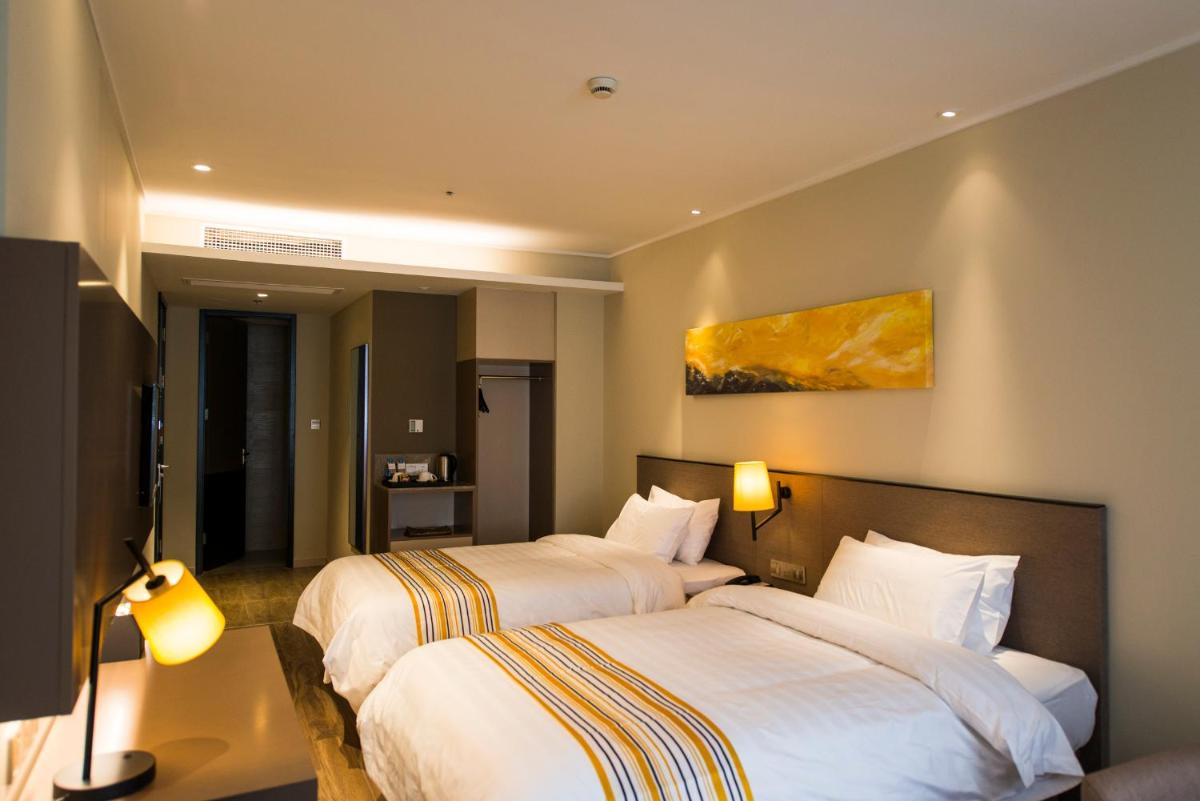 Standard Twin Room - Photo 2