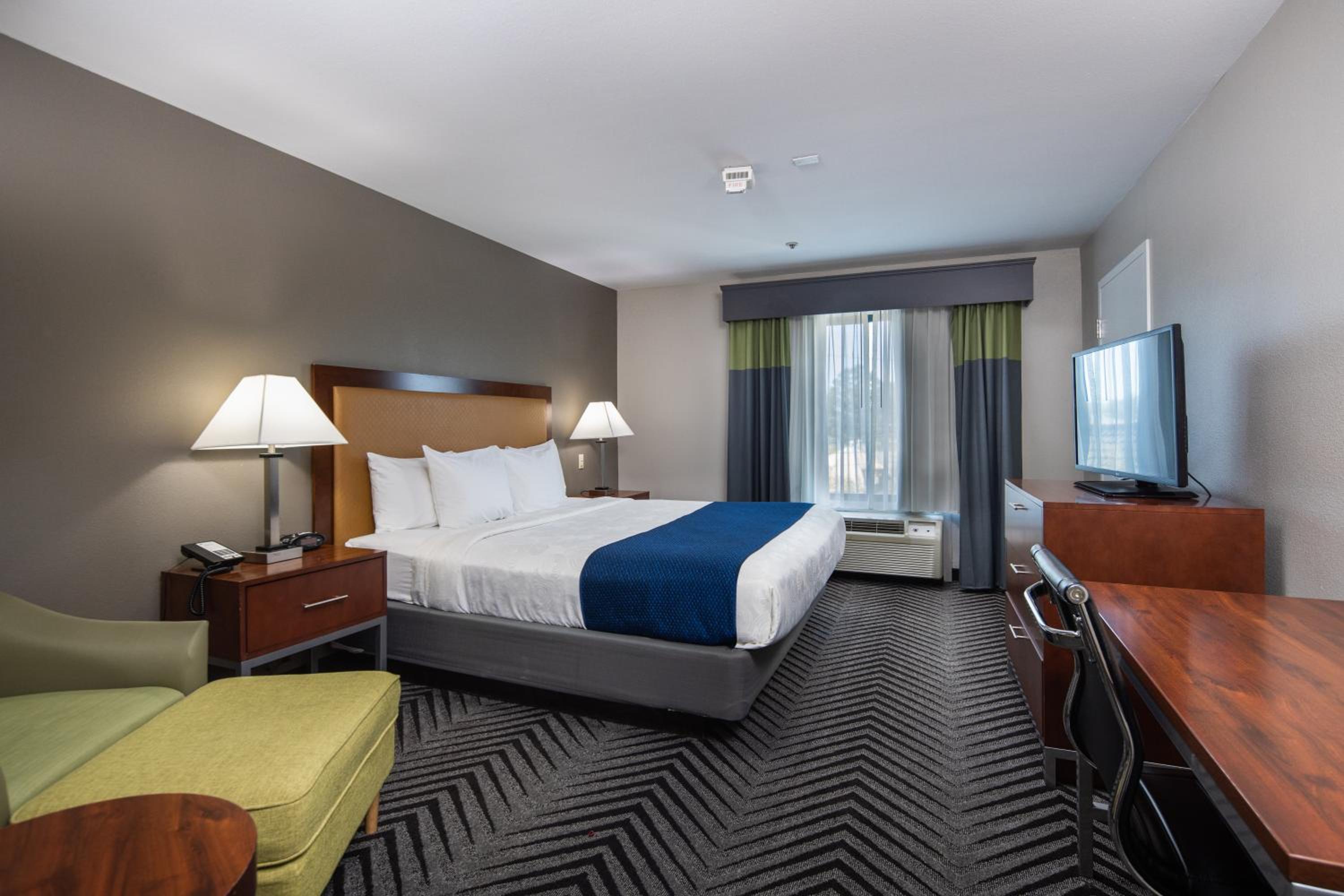 King Room - Disability Access - Photo 6