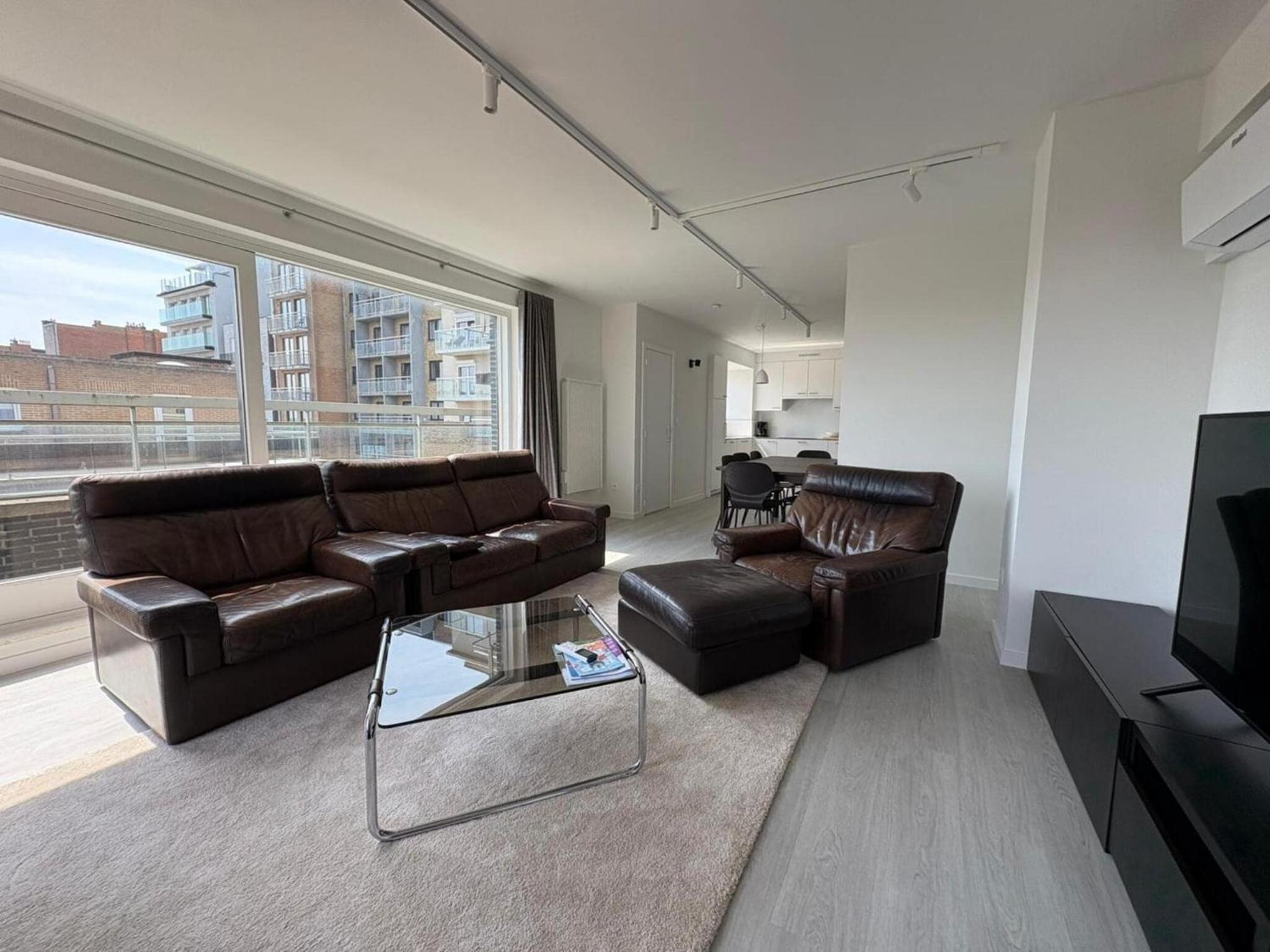 Three-Bedroom Apartment photo 1