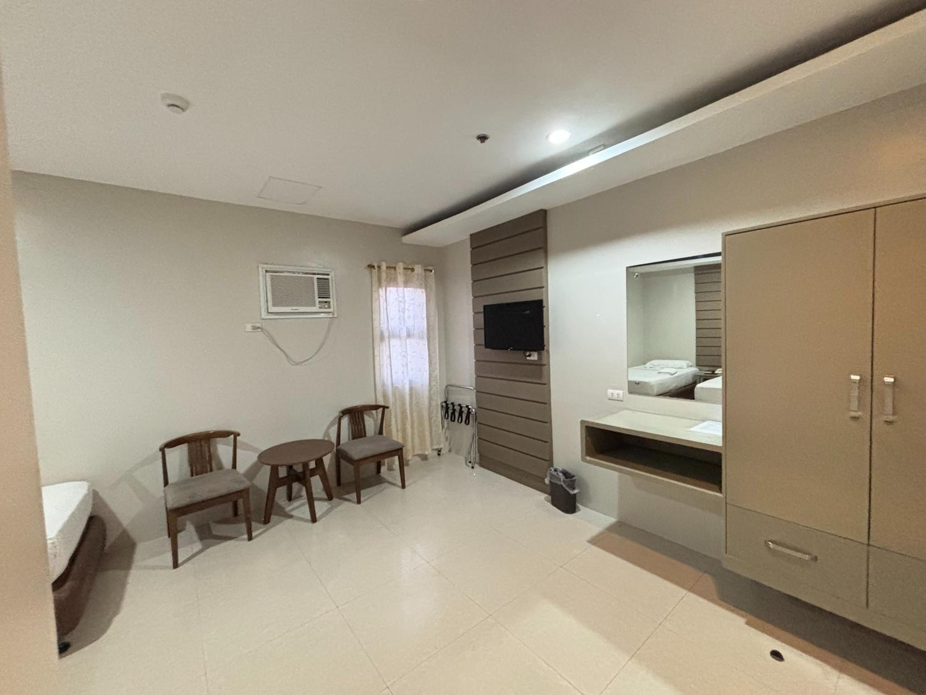 Superior Family Room