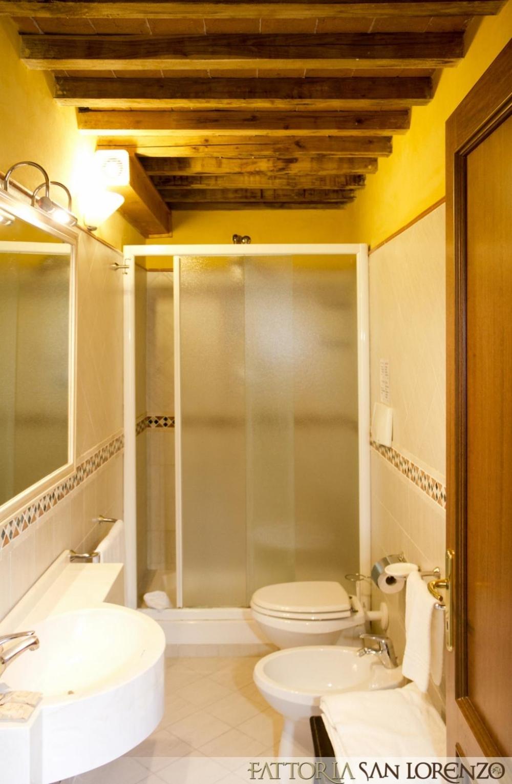 Two-Bedroom Apartment (4 Adults) - Separate Building photo 2