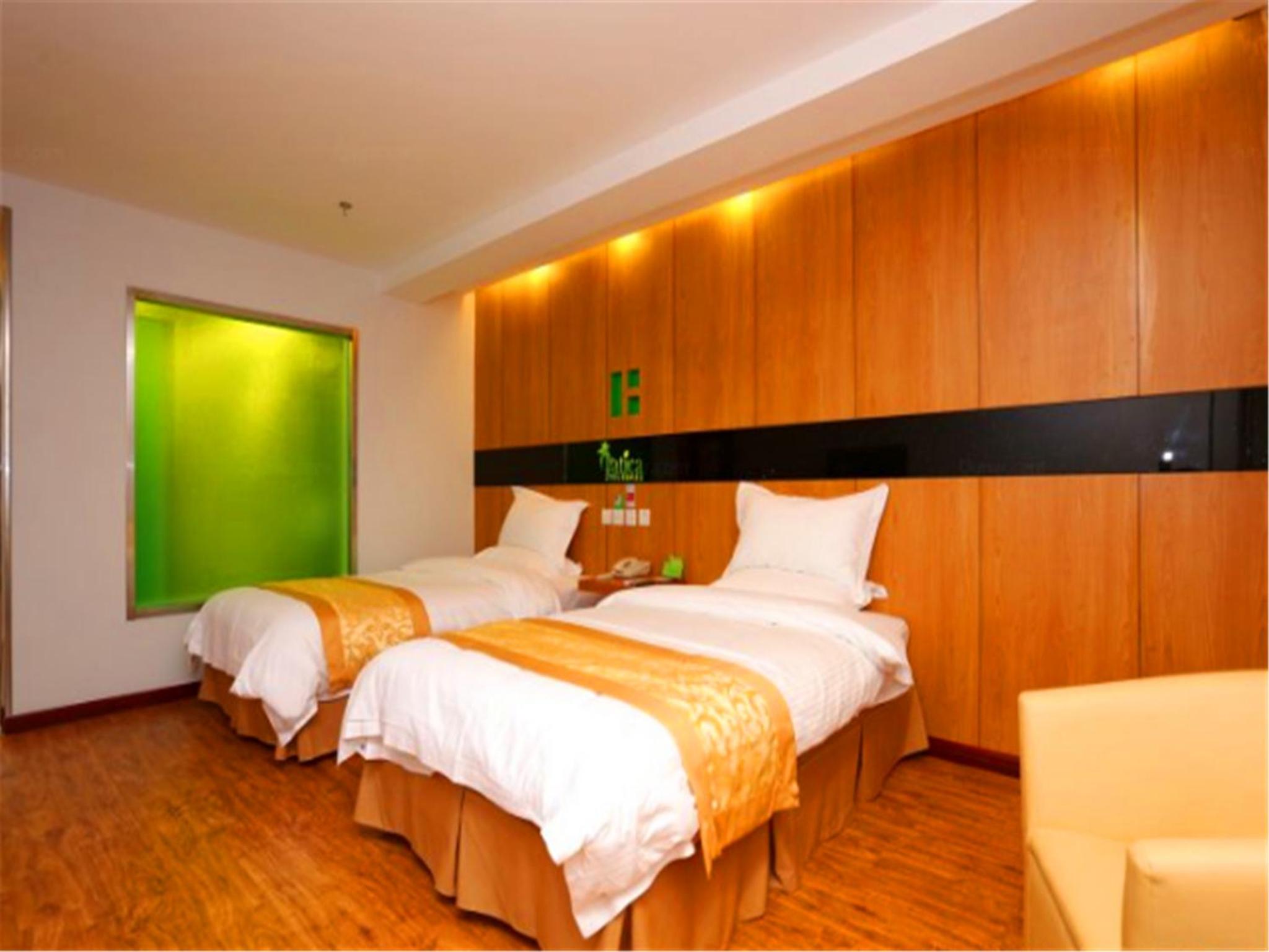 Mainland Chinese Citizens - Standard Twin Room - Photo 4