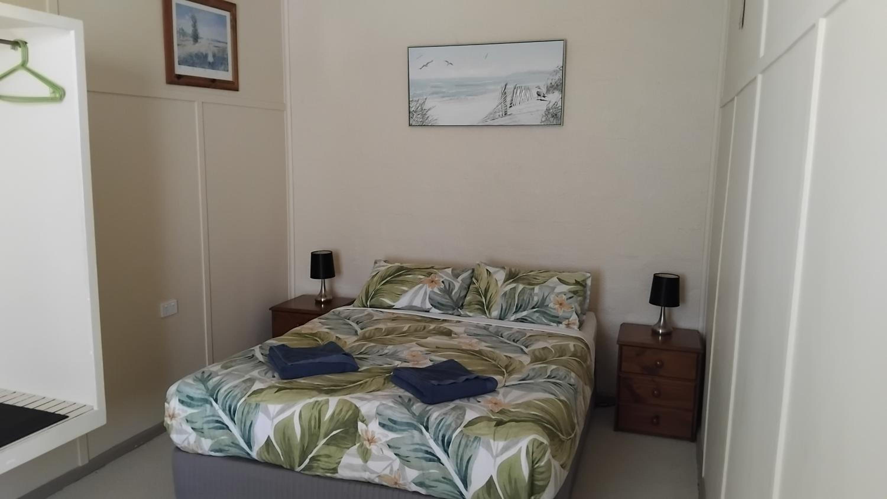 Apartment photo 2