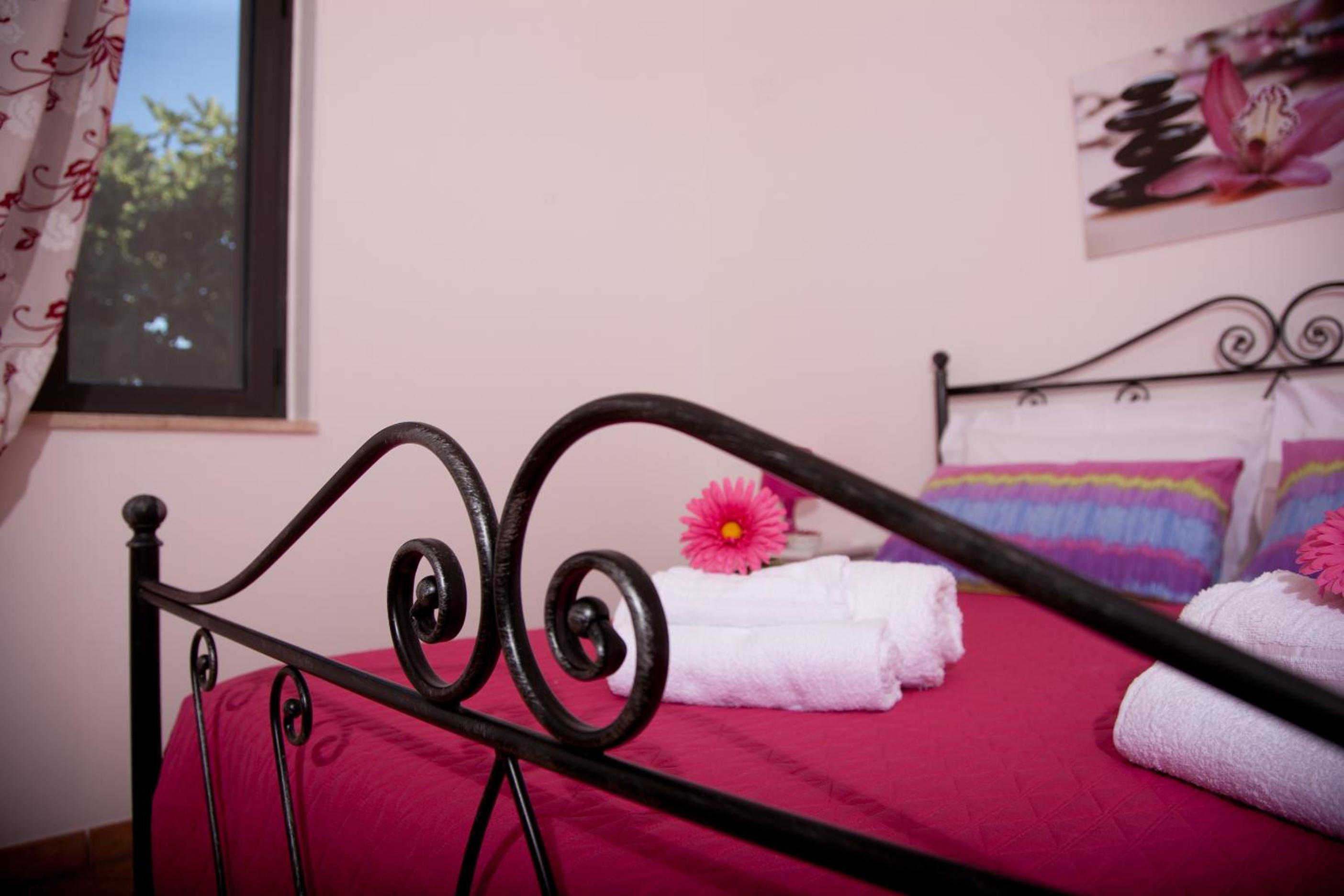 Three-Bedroom Villa - Photo 13