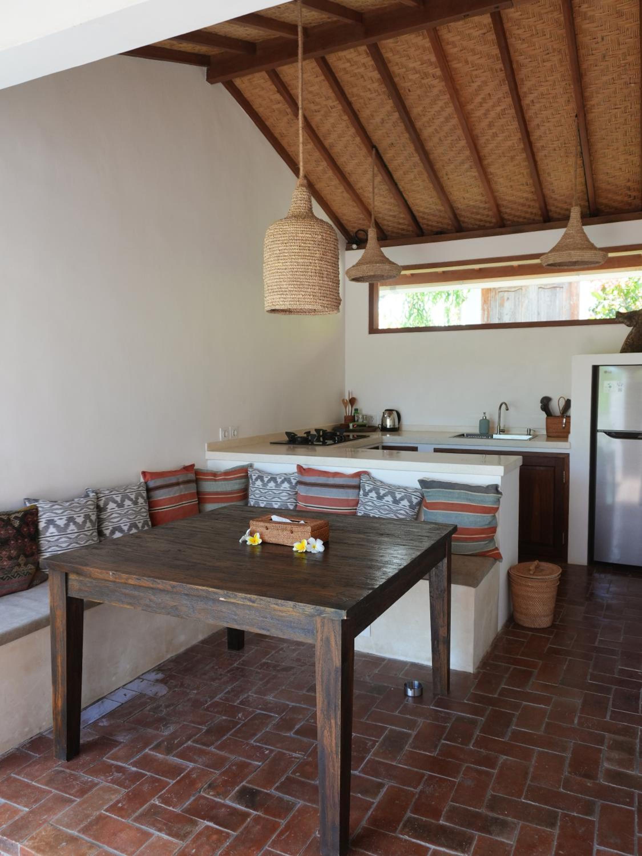 Villa with Private Pool - Photo 6