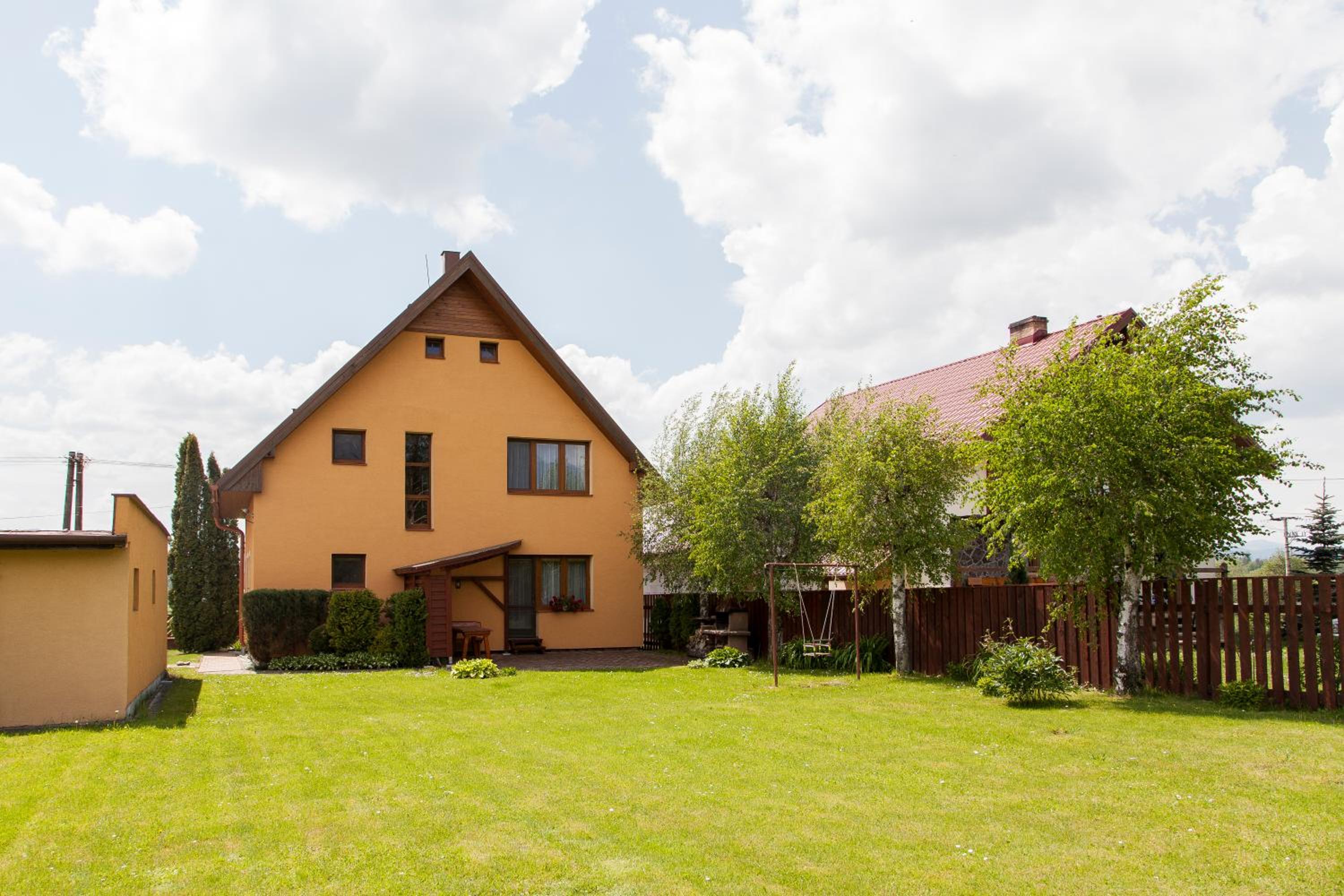 Four-Bedroom House photo 2