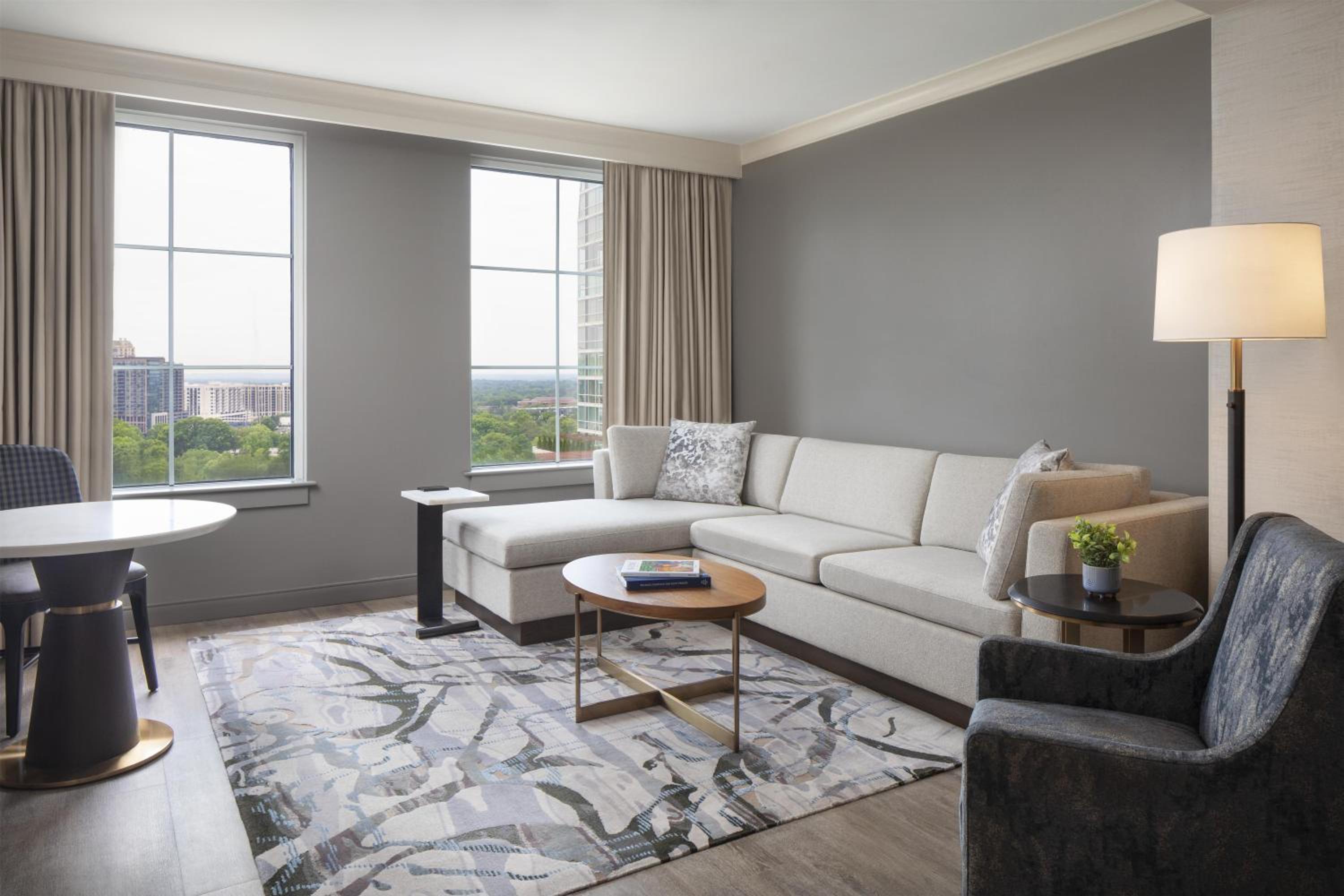 Grand Suite - Photo 2