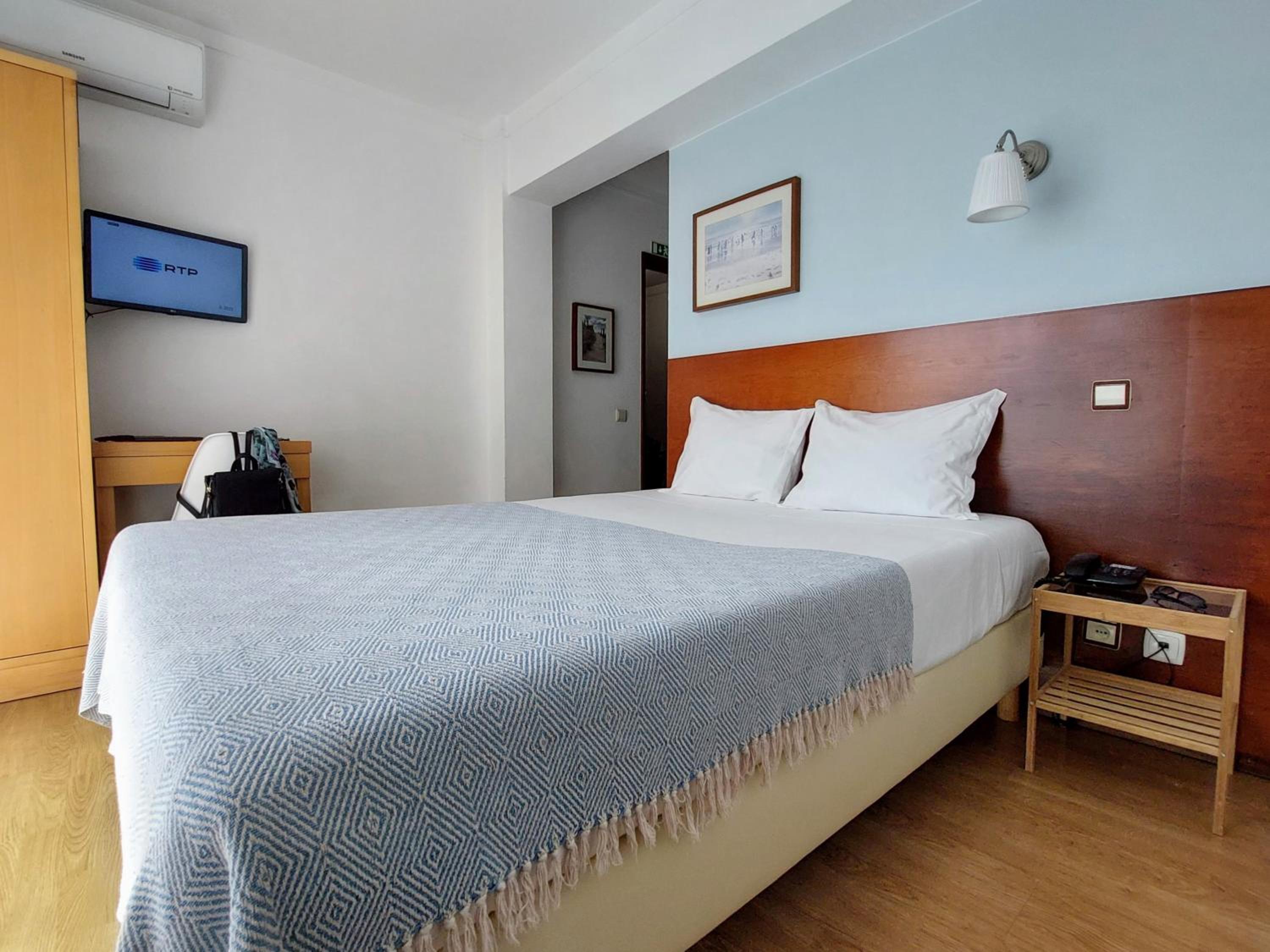 Economy Double Room with Balcony photo 3