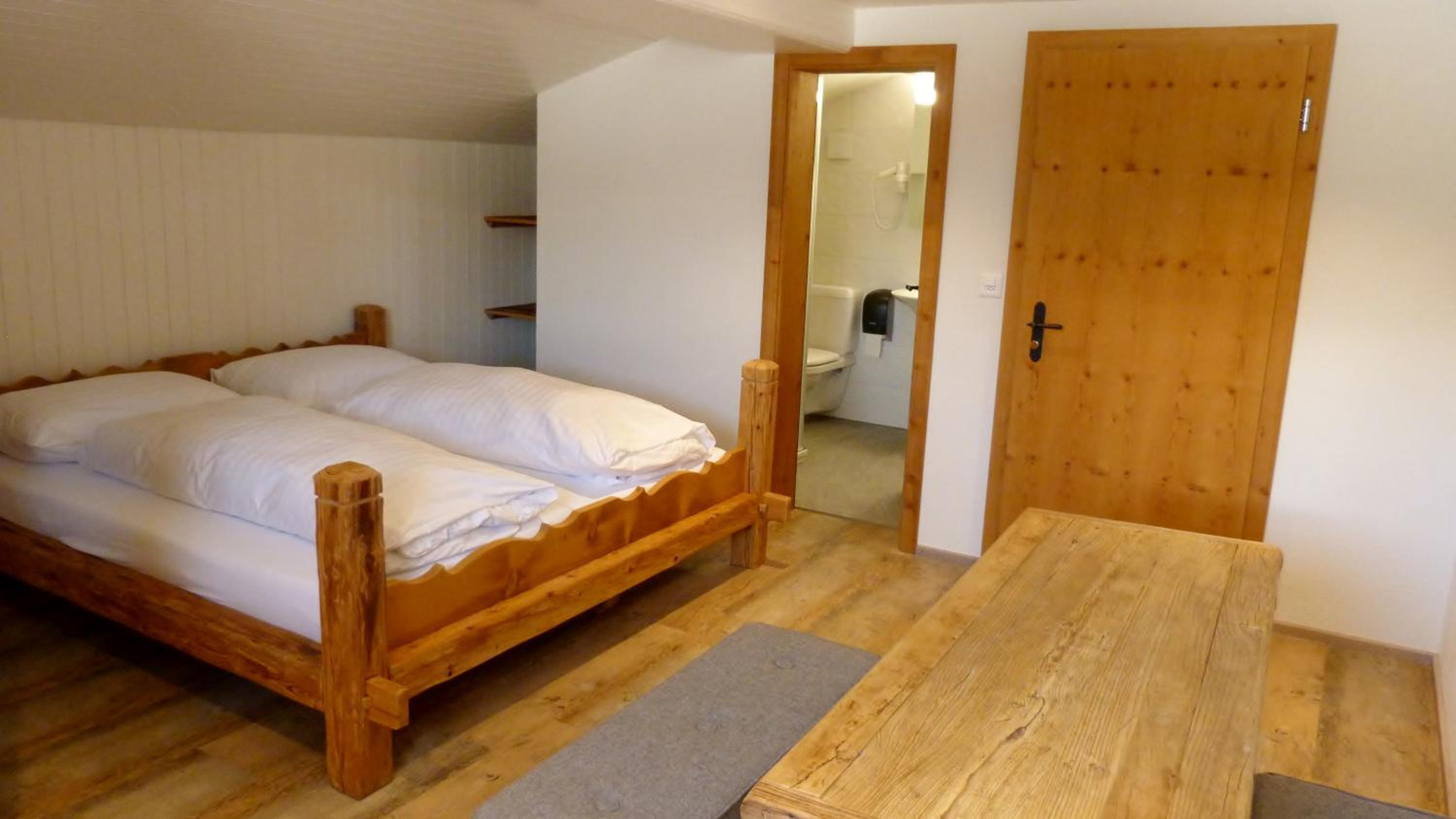 Quadruple Room with Private Bathroom (No. 1) photo 1