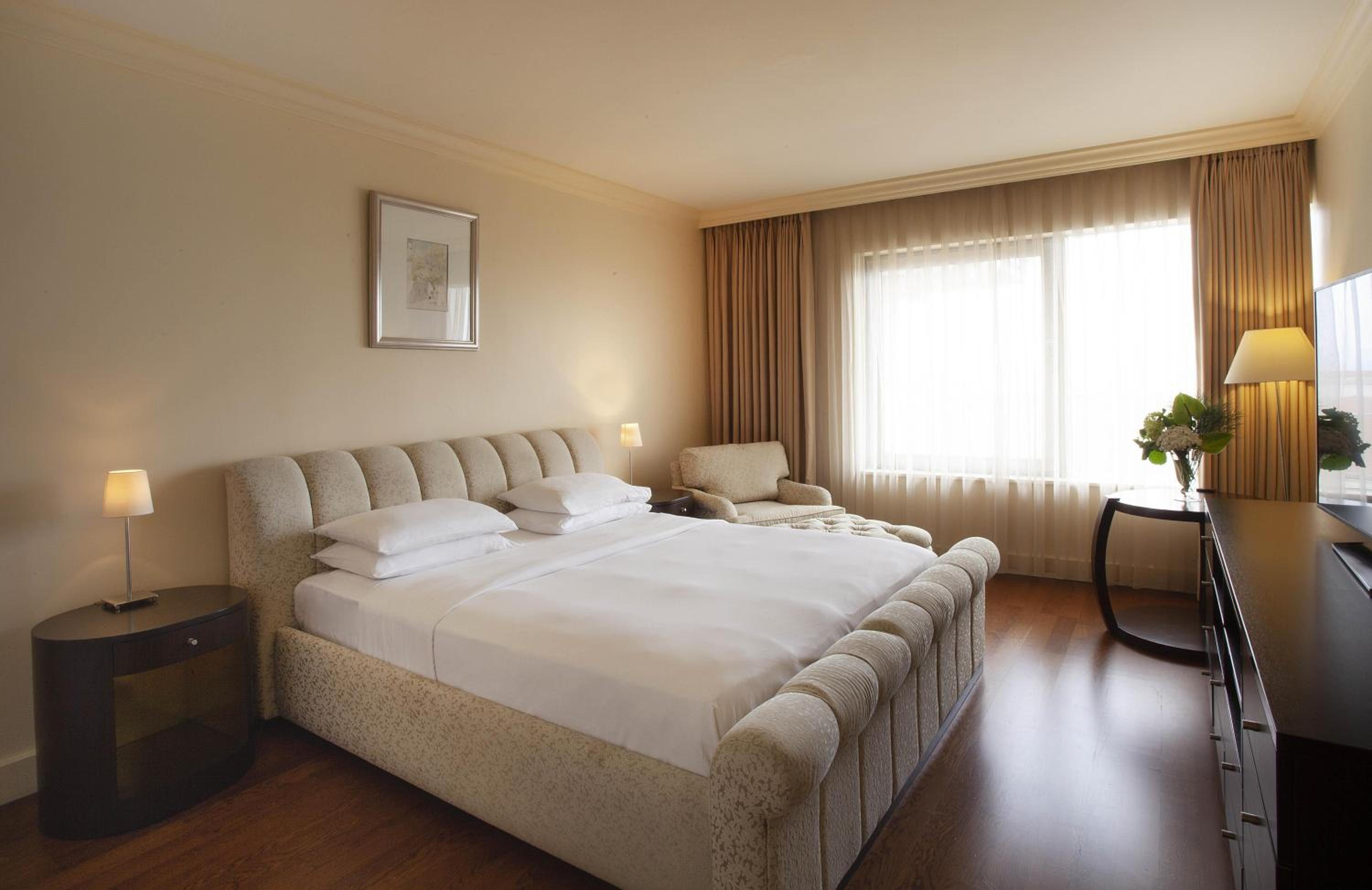 Three-Bedroom Suite with Terrace and Bosphorus View