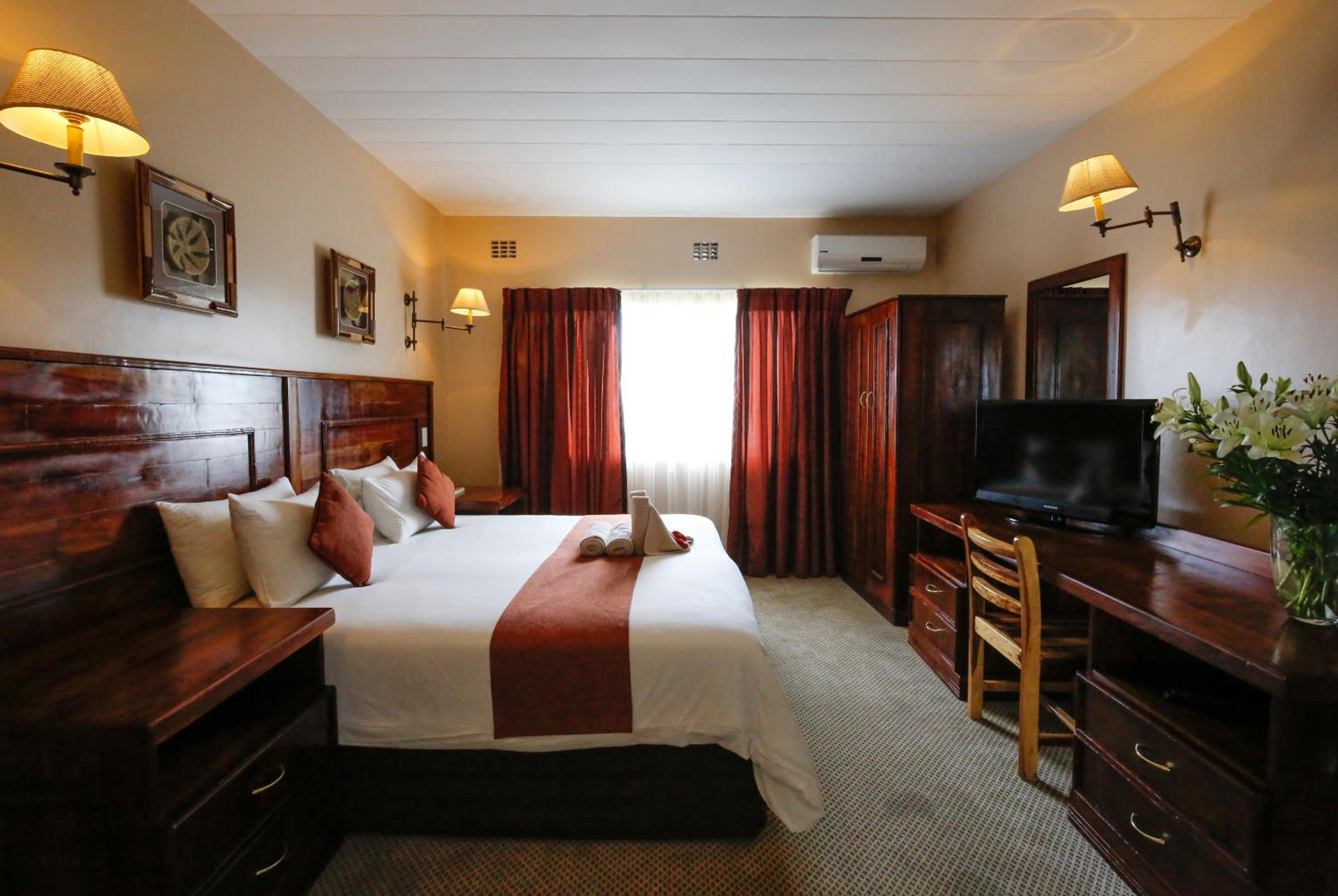 Queen Room