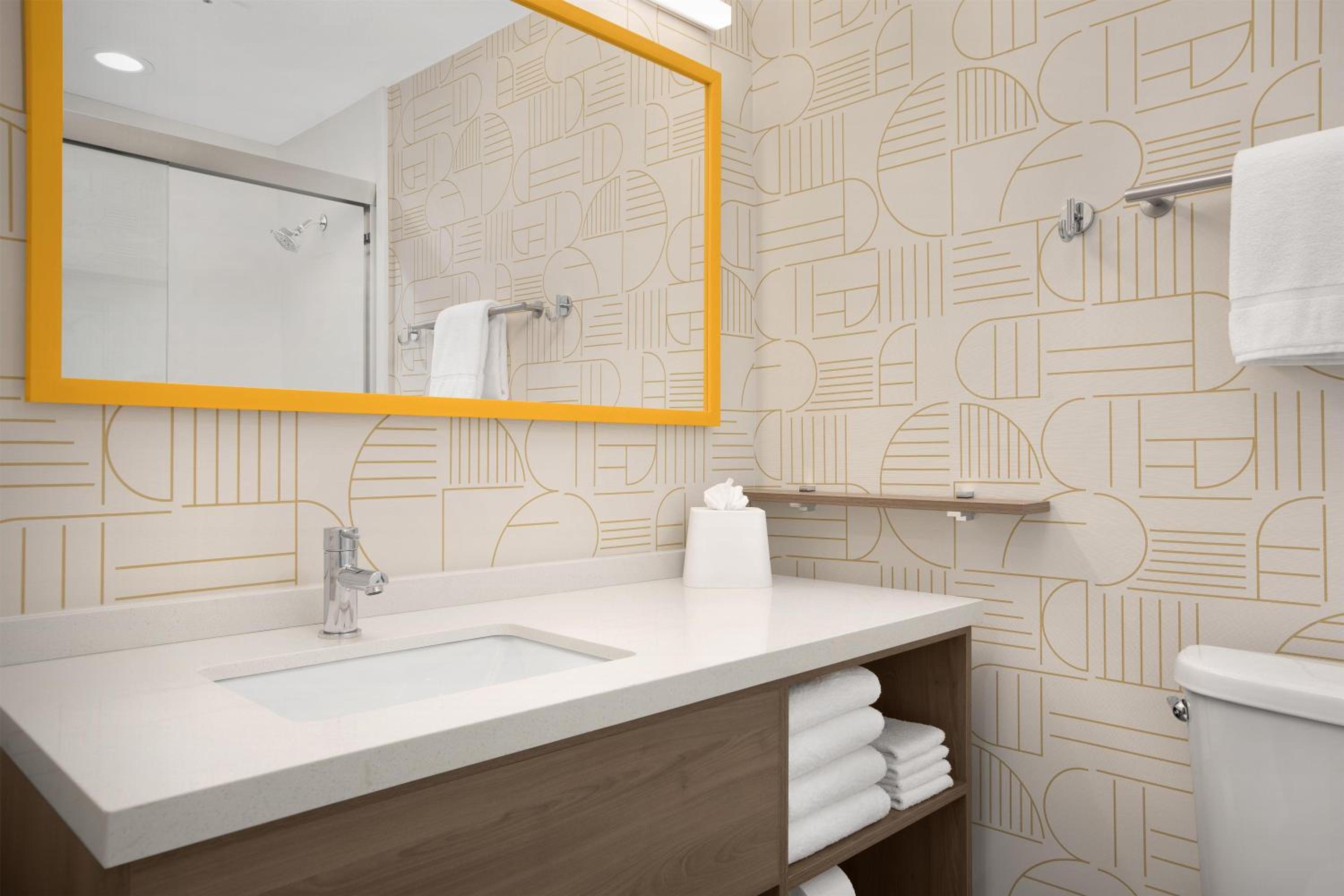 King Studio Suite - Photo 2