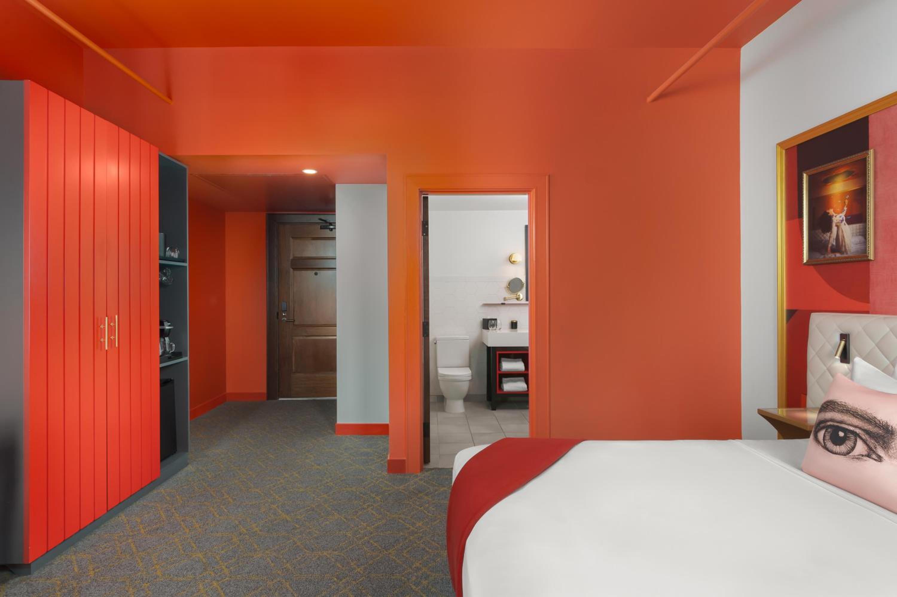 Red King Room - Photo 2