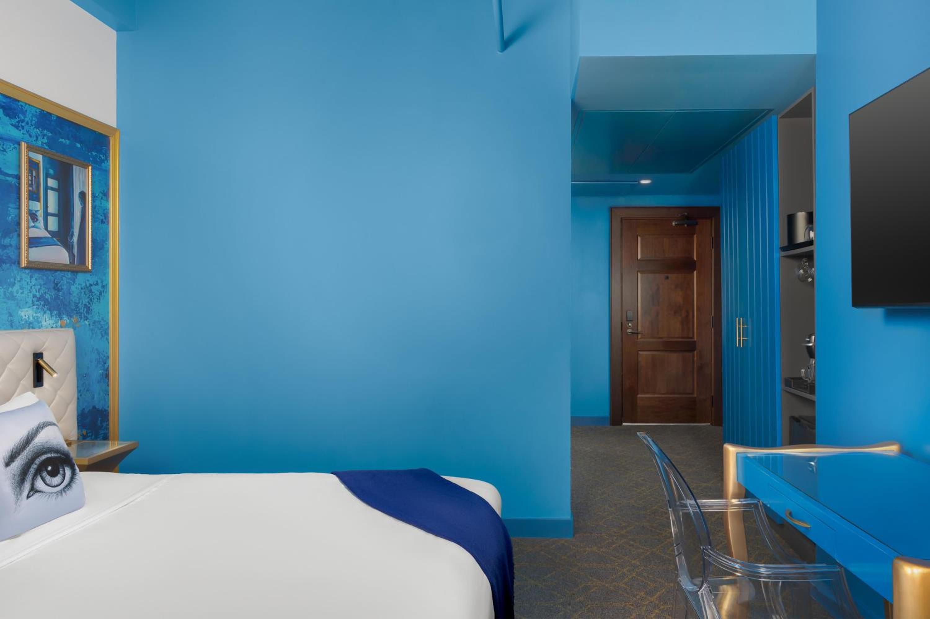 Blue Queen Room - Photo 1