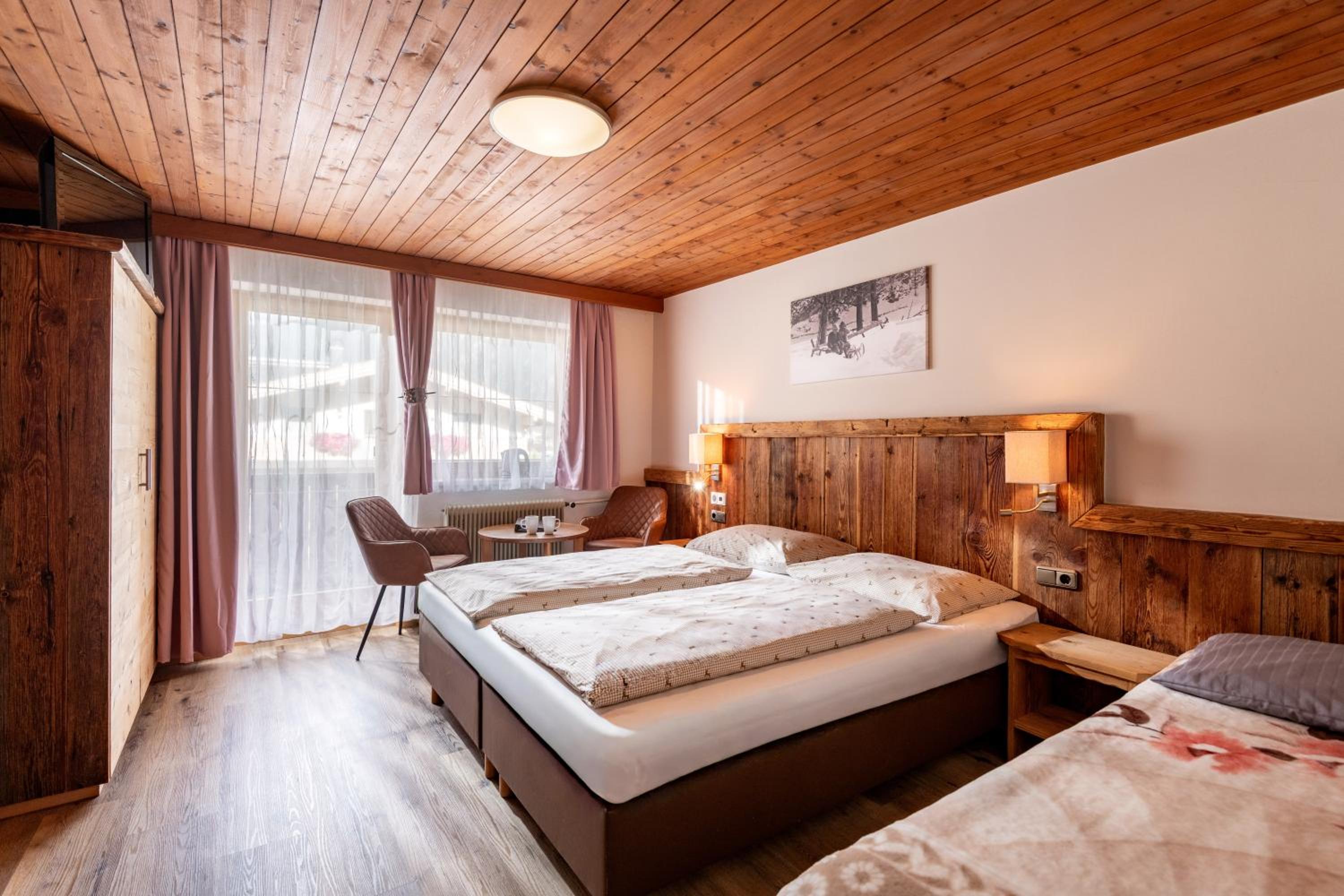 Standard Triple Room photo 1