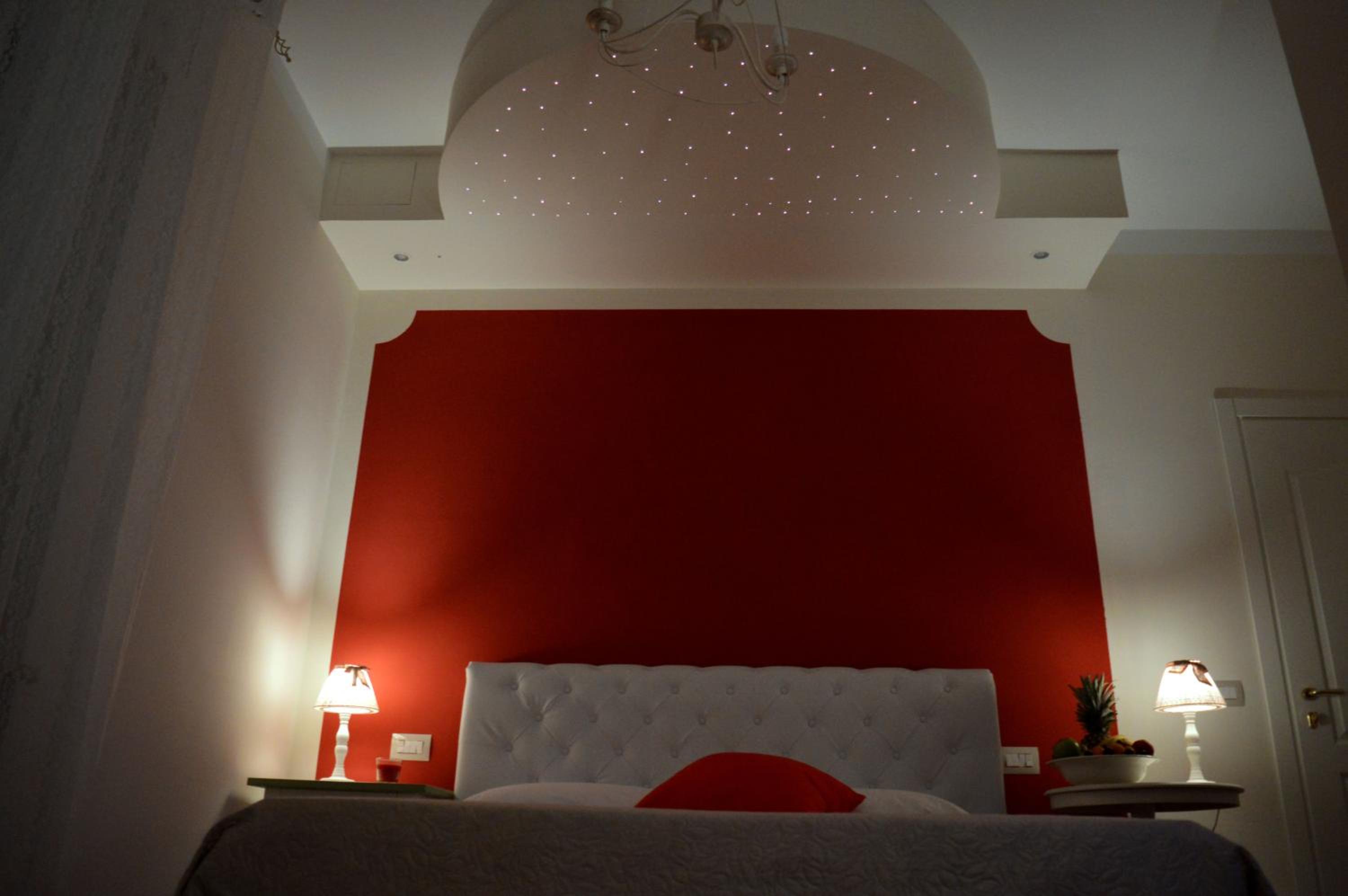 Deluxe Double Room with Sea View - Photo 4