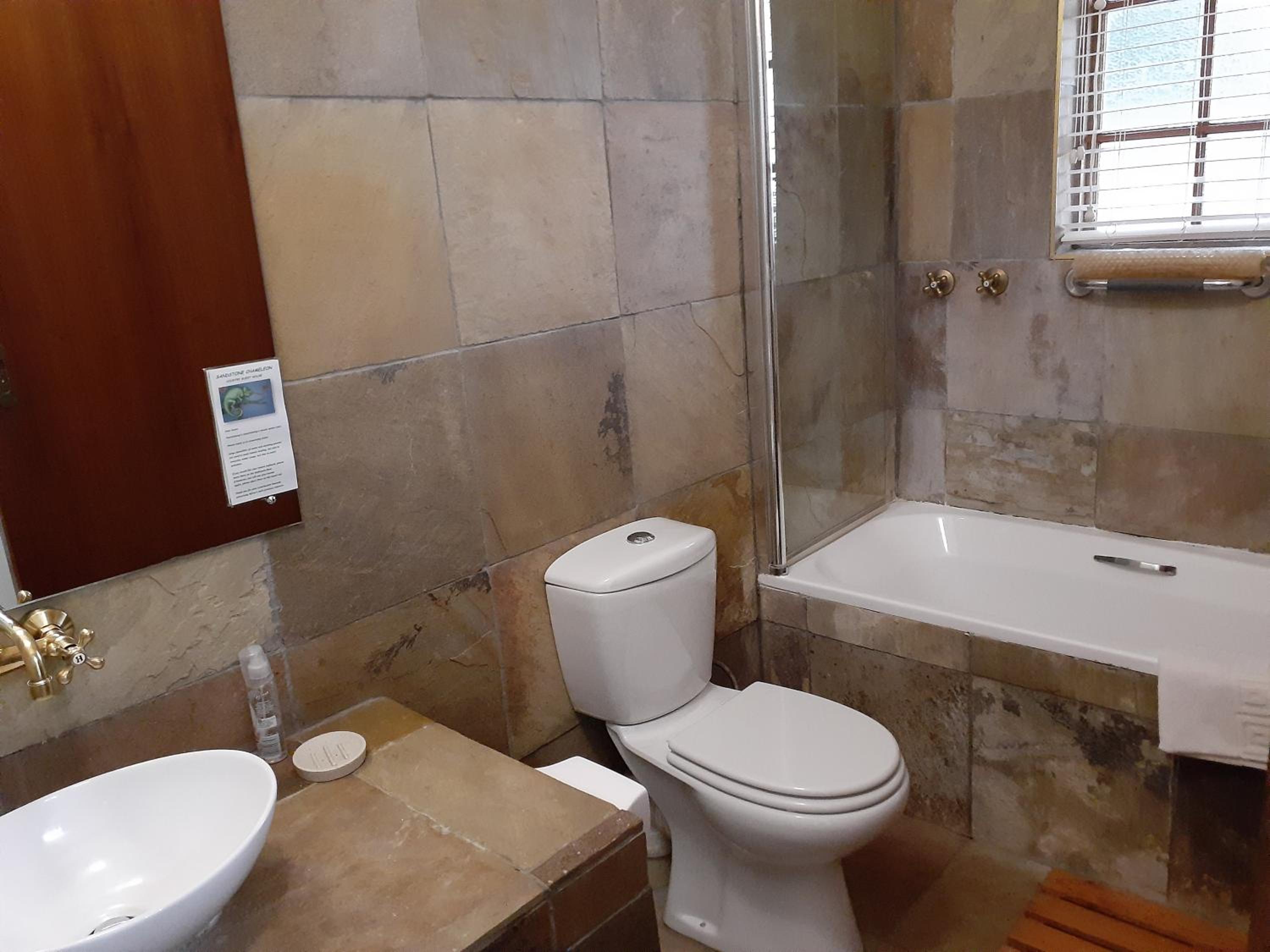 Superior Double or Twin Room photo 3