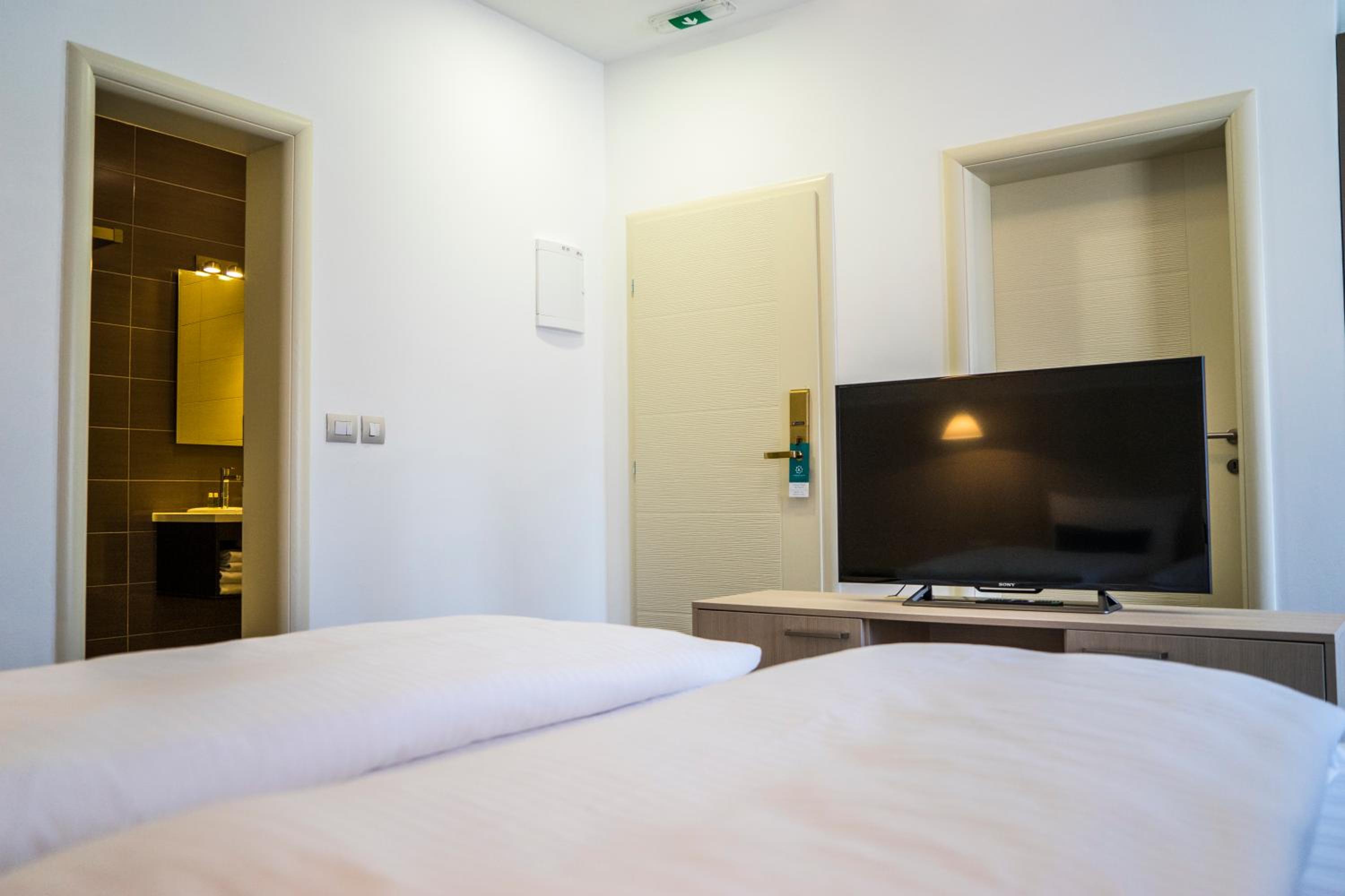 Two-Bedroom Suite
