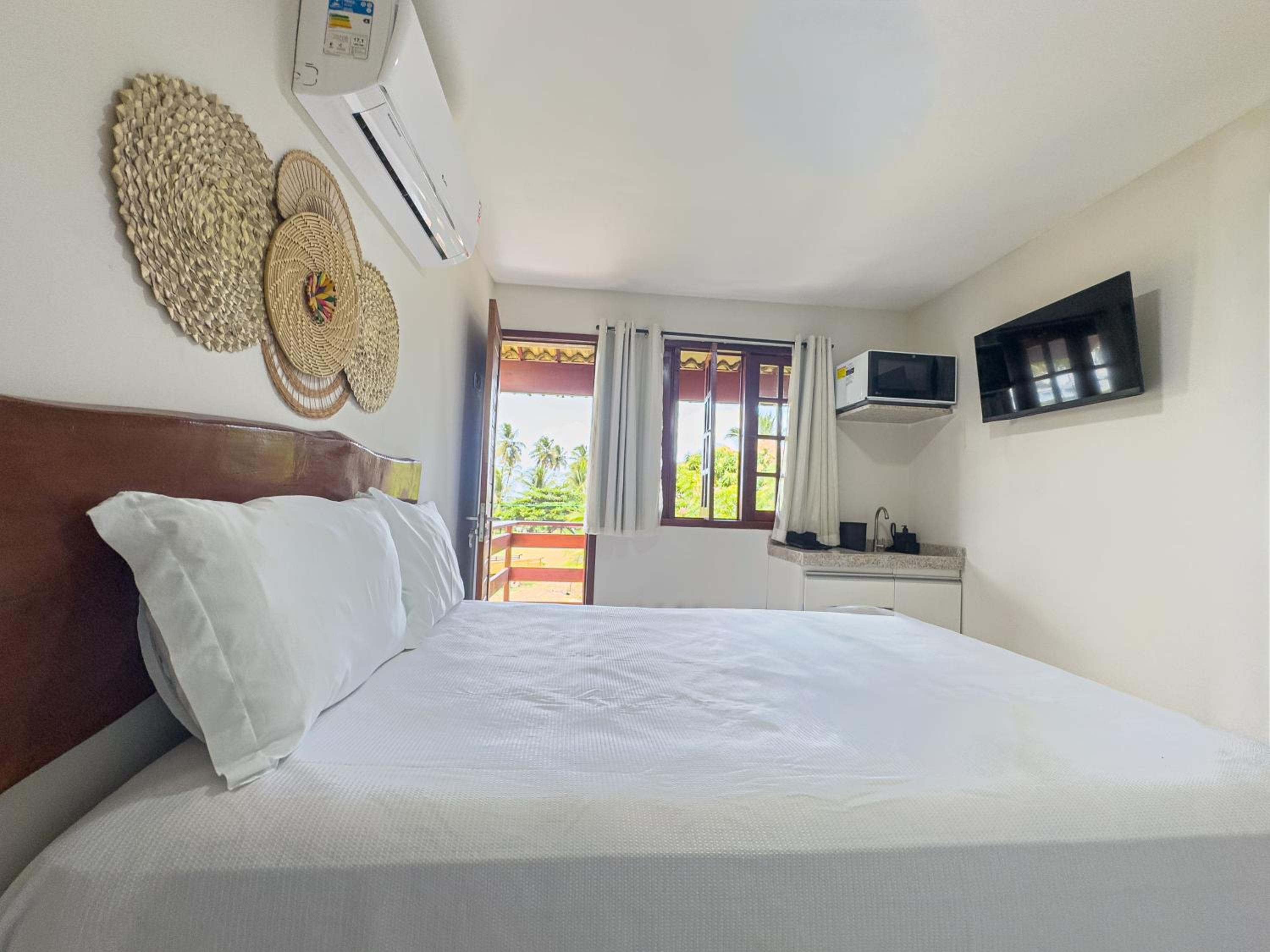 Suite - Photo 10