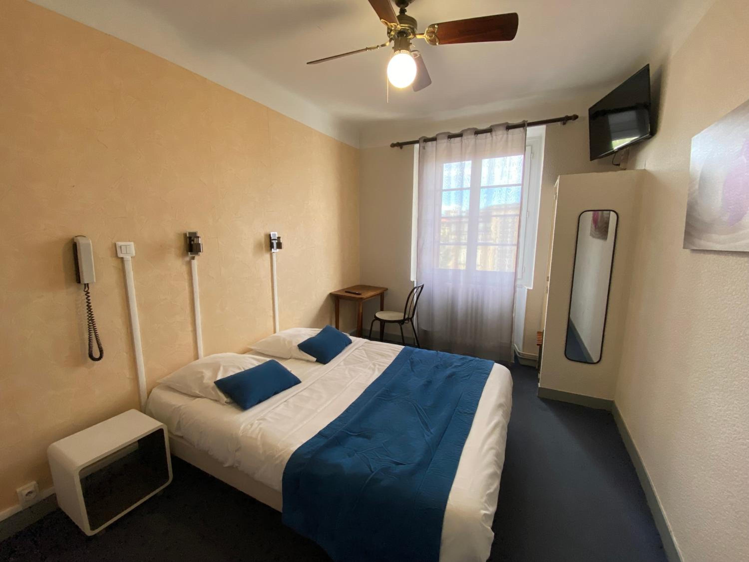Deluxe Double Room with Bath