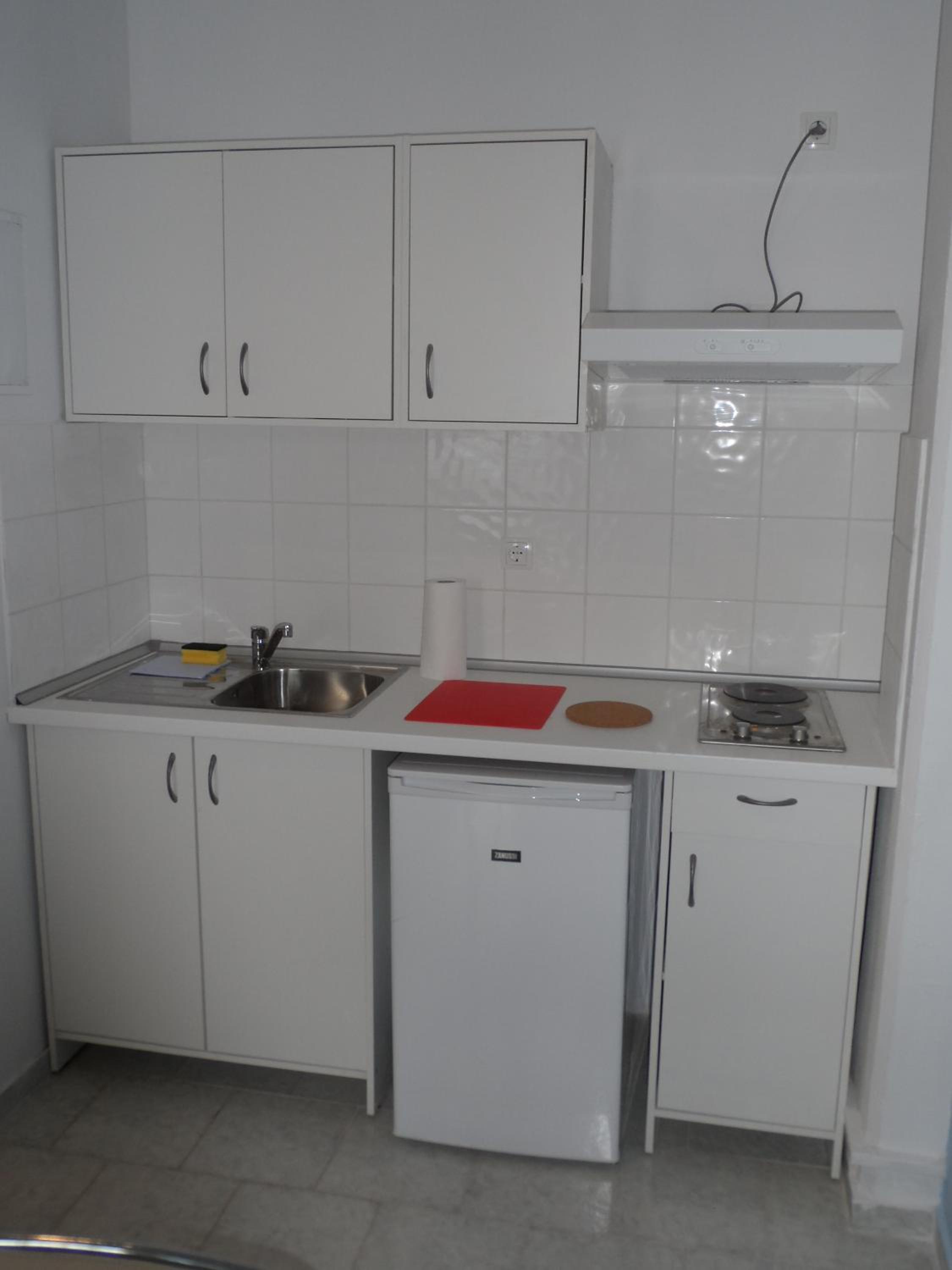Studio with Balcony - Photo 7