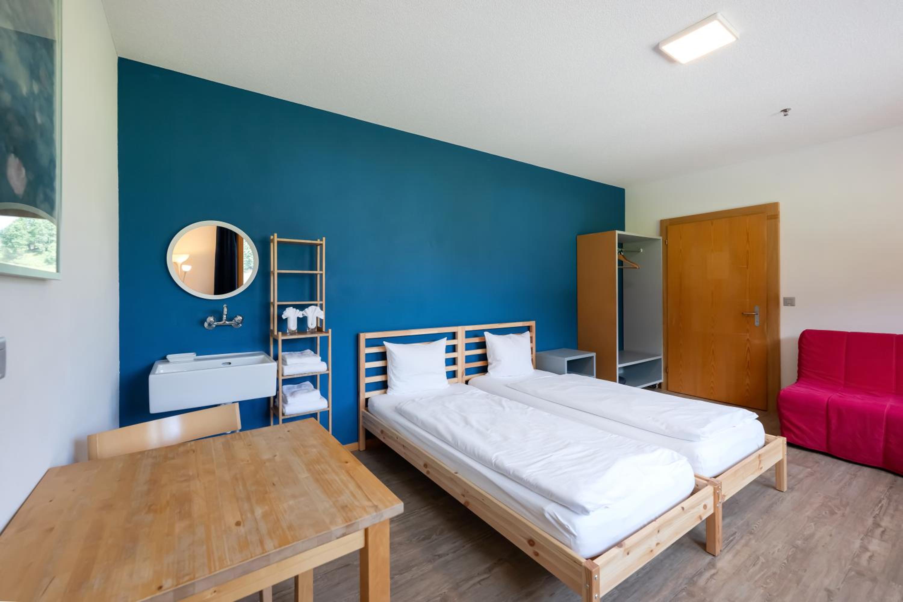 Twin Room with Shared Bathroom photo 3