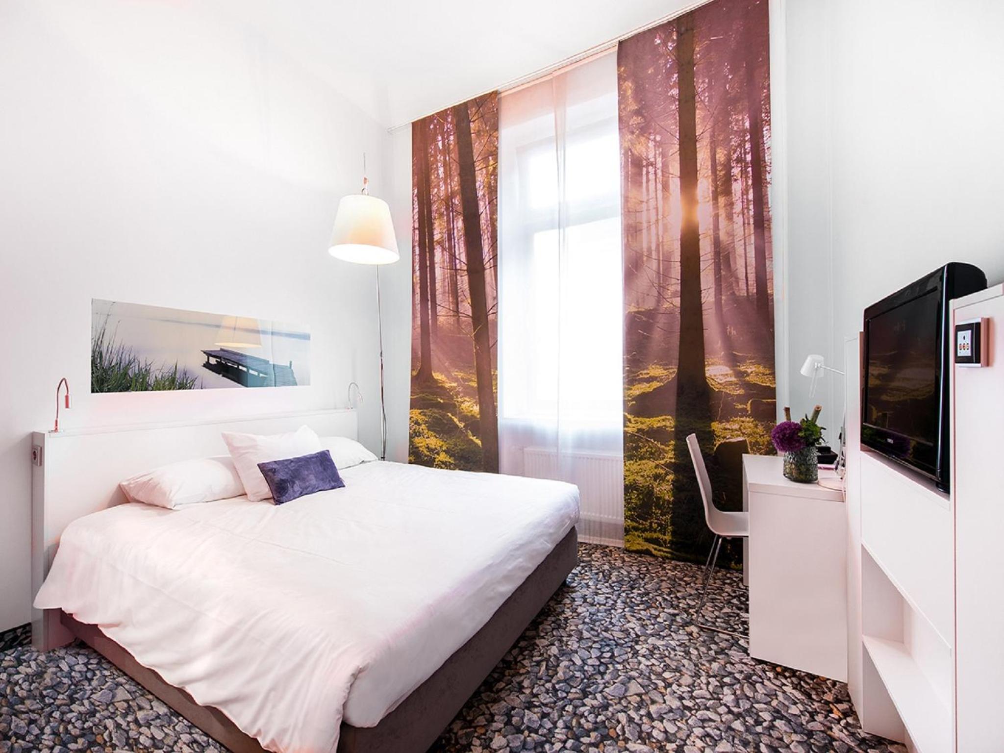 Standard Double Room - Photo 1