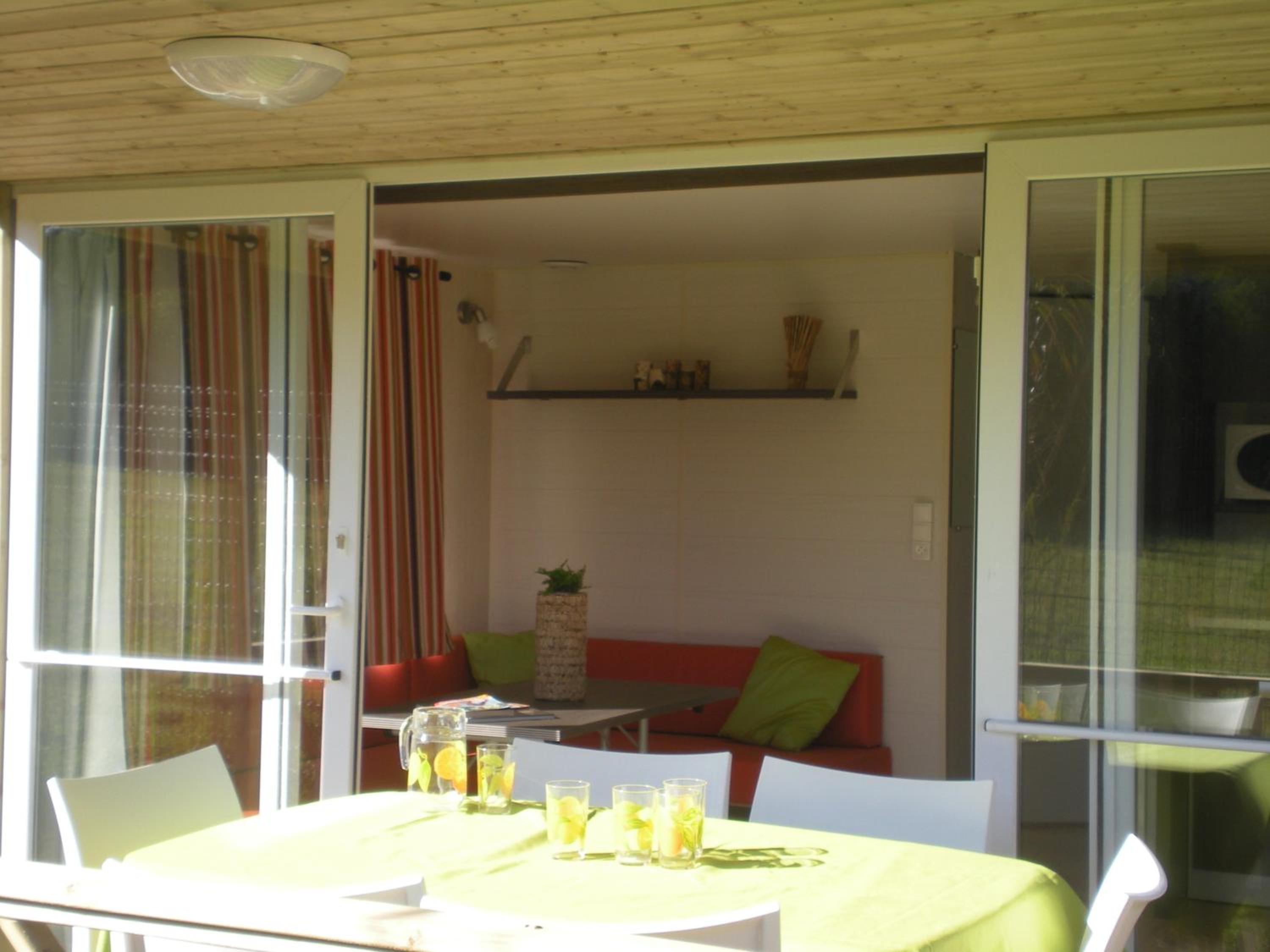Comfort Mobile Home (4 Adults) photo 3