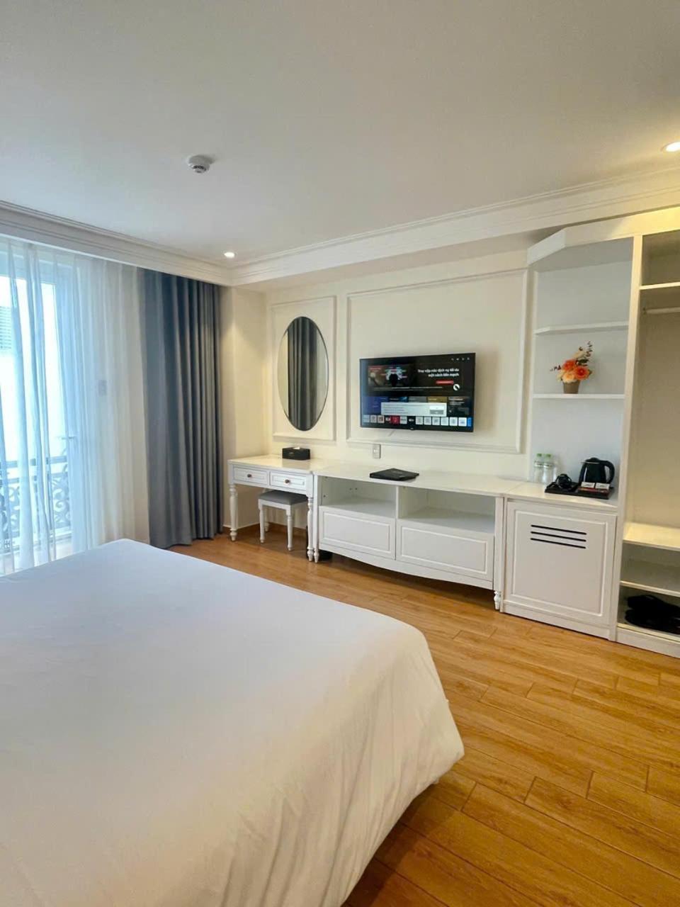 Deluxe Double or Twin Room - Photo 1