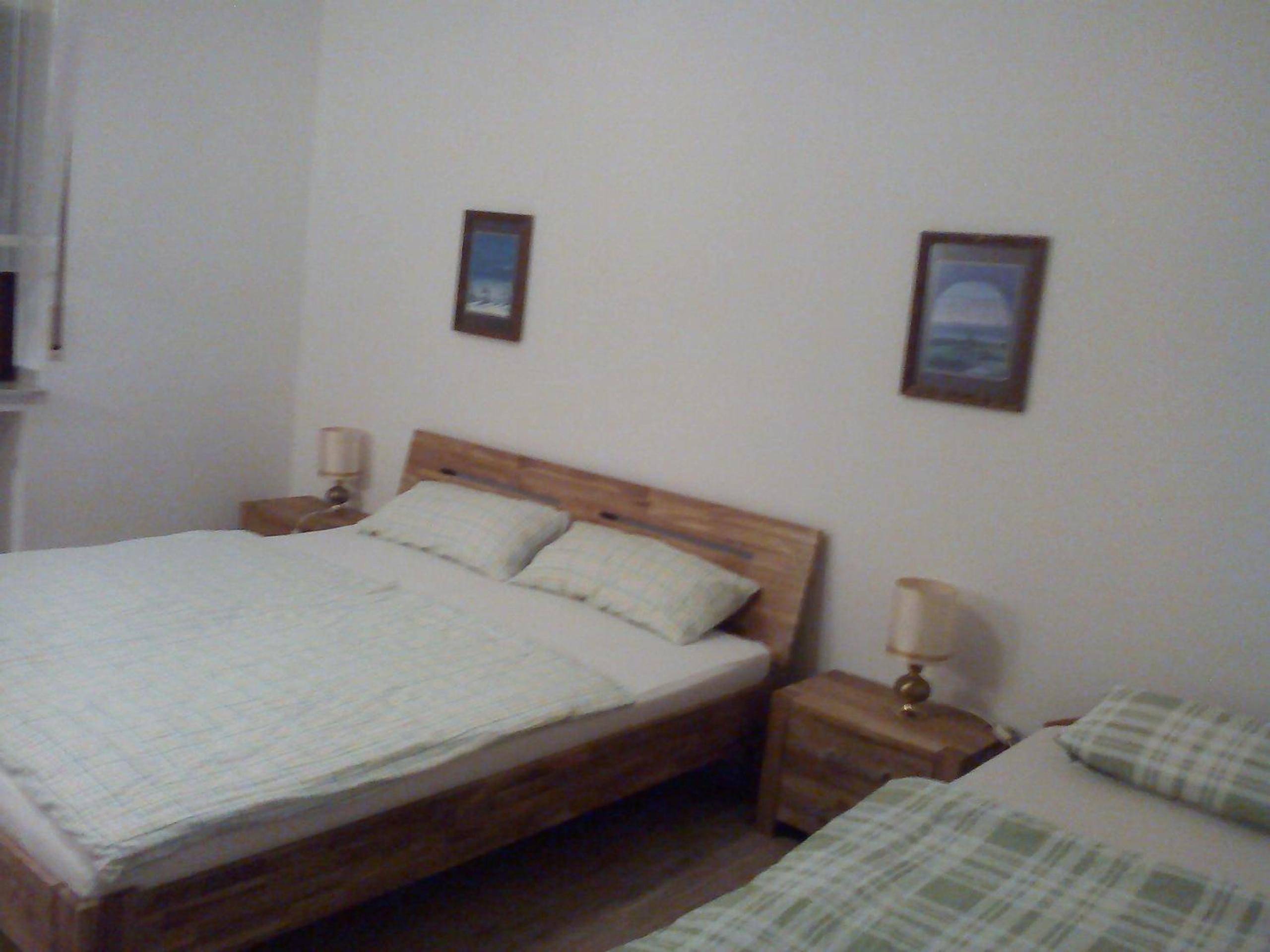 Double Room with Shared Bathroom photo 3
