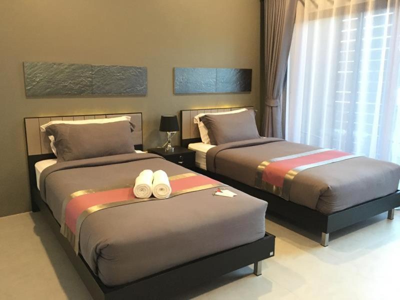 Superior Twin Room - Photo 1