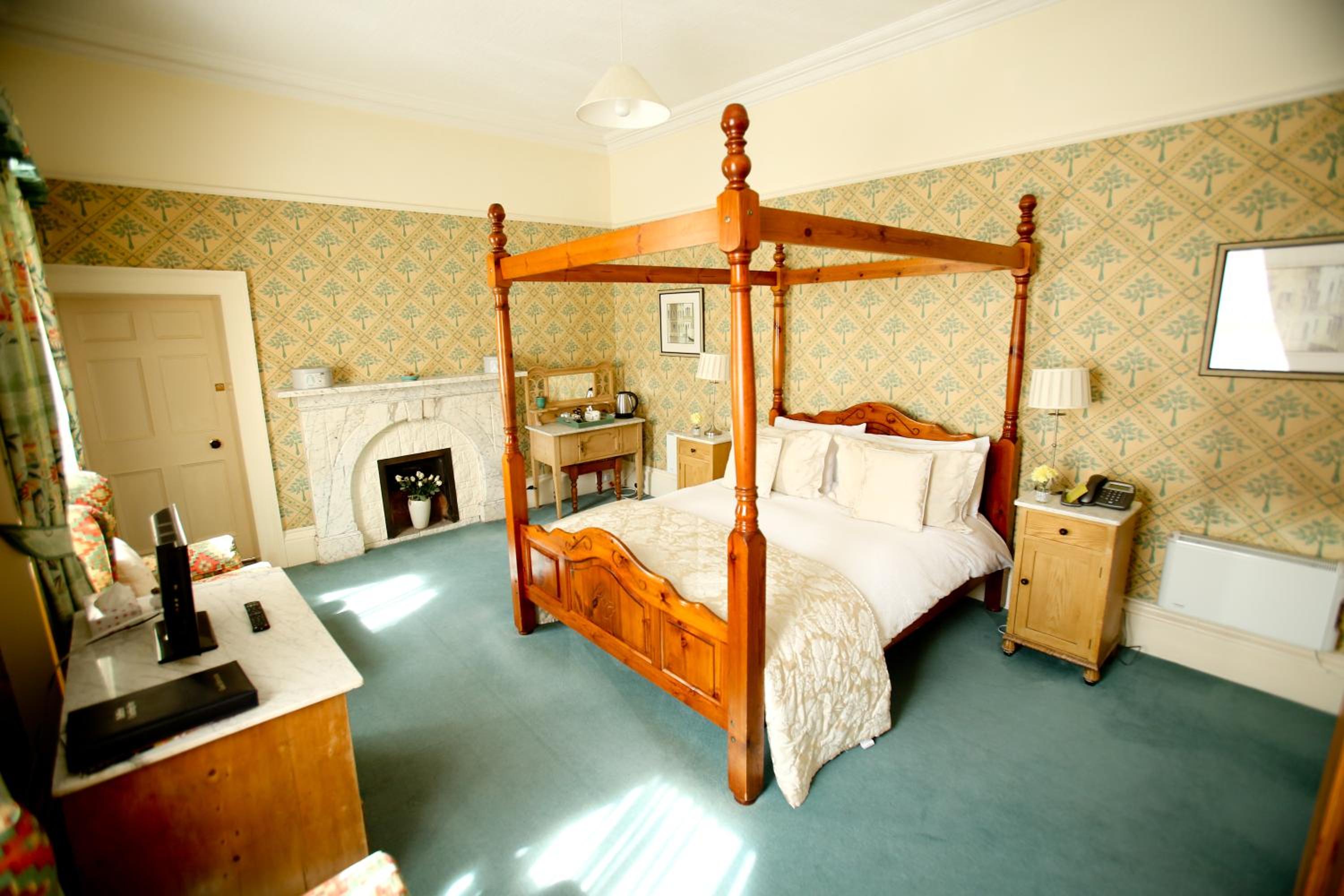 Deluxe King Room photo 3