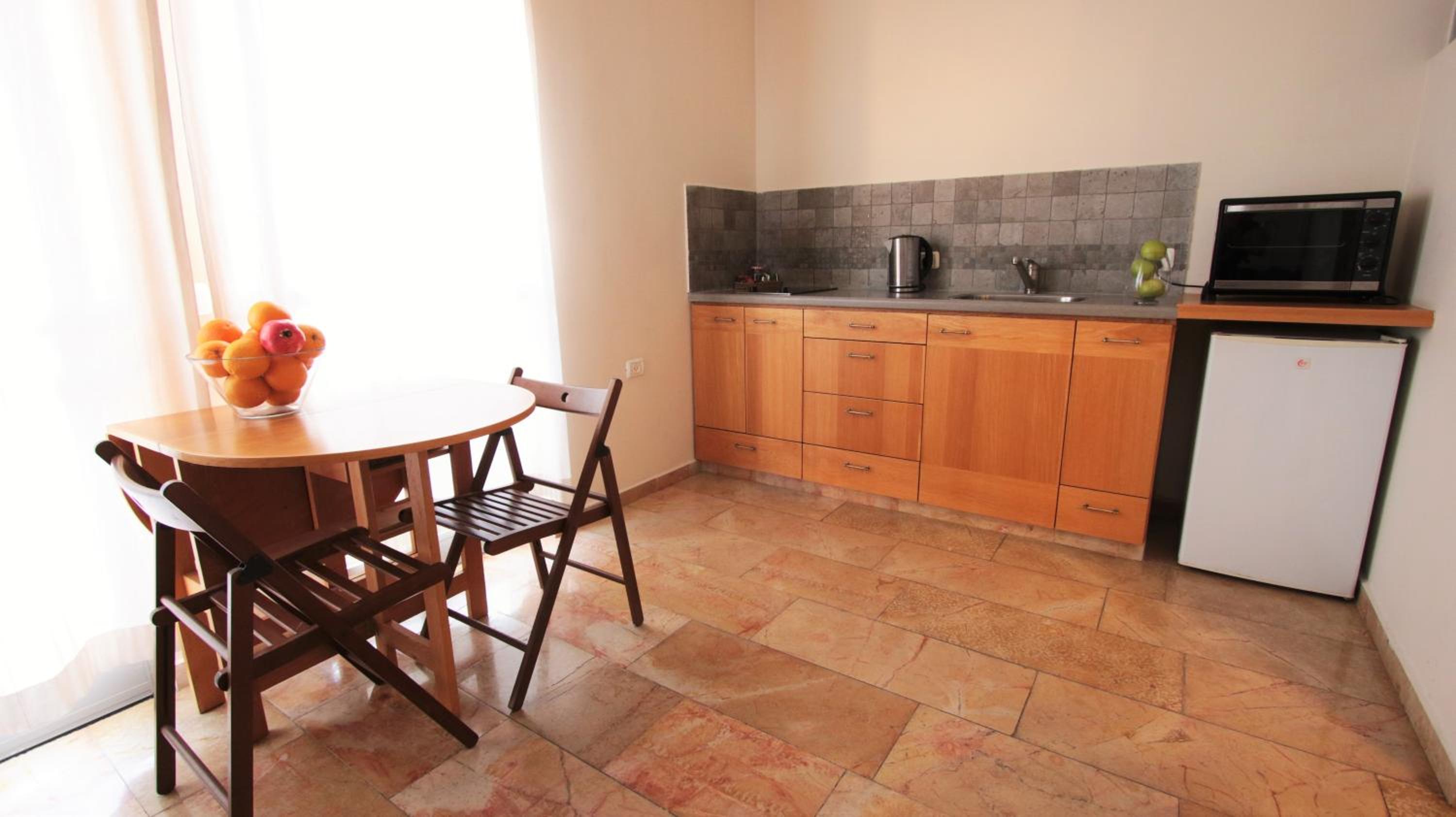 One-Bedroom Apartment with Balcony - Photo 2