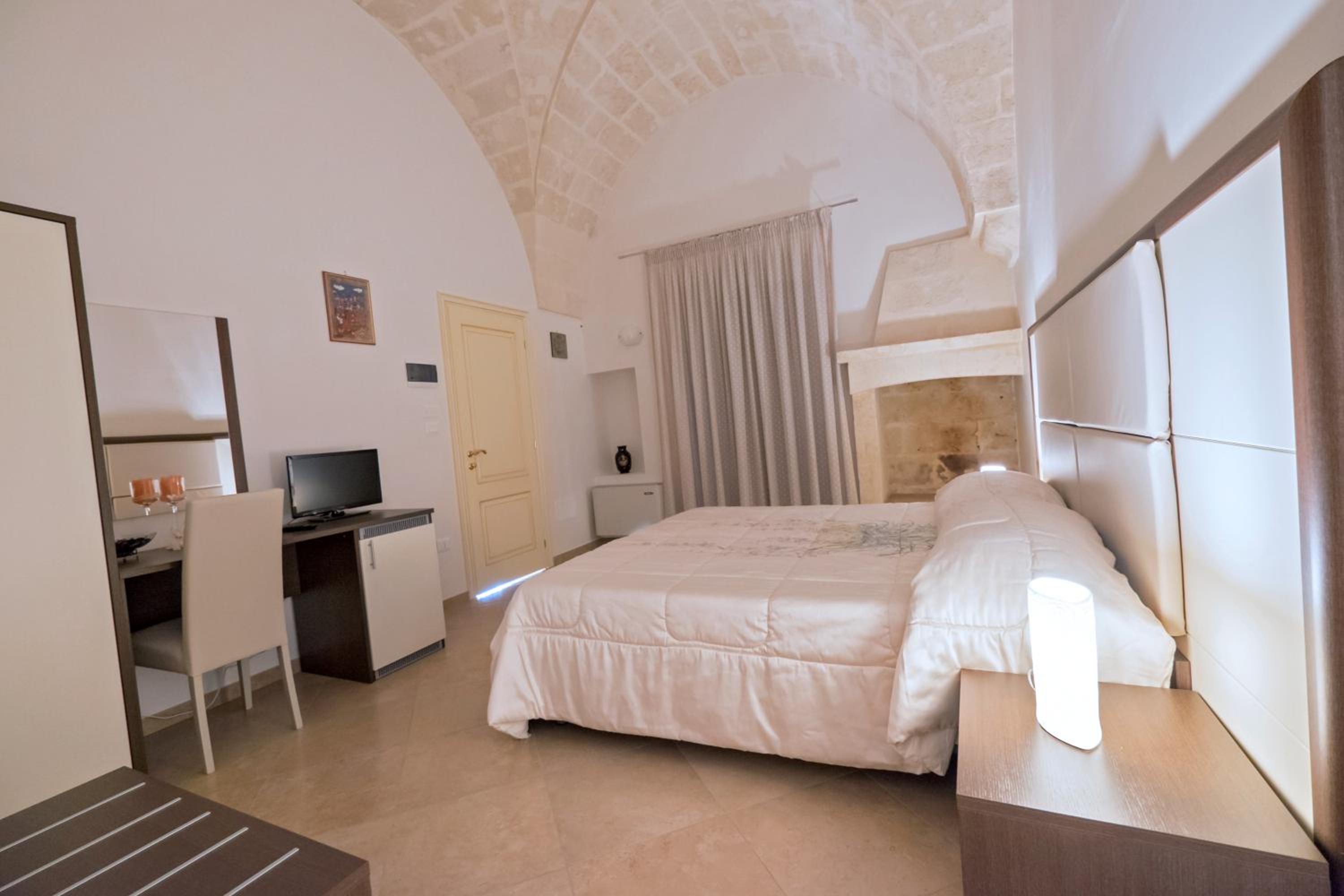 Double or Twin Room photo 2