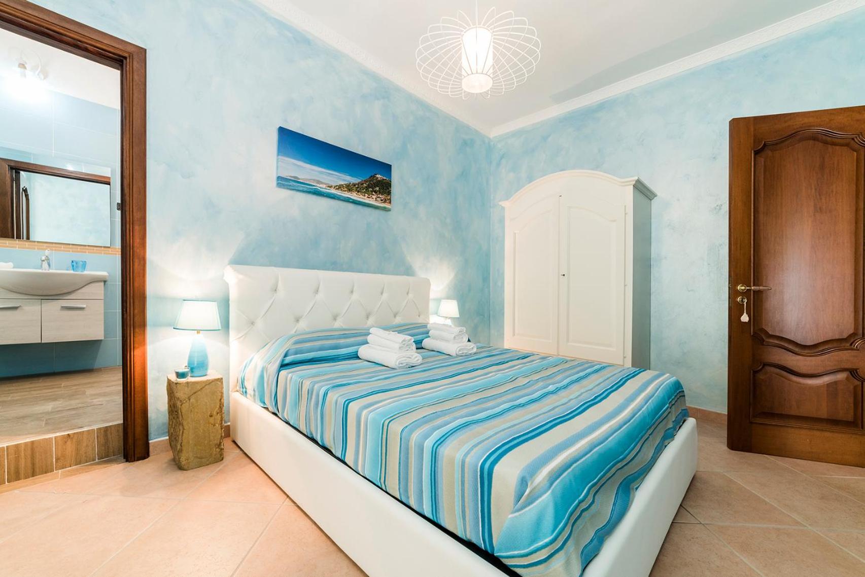 Deluxe Double or Twin Room photo 3